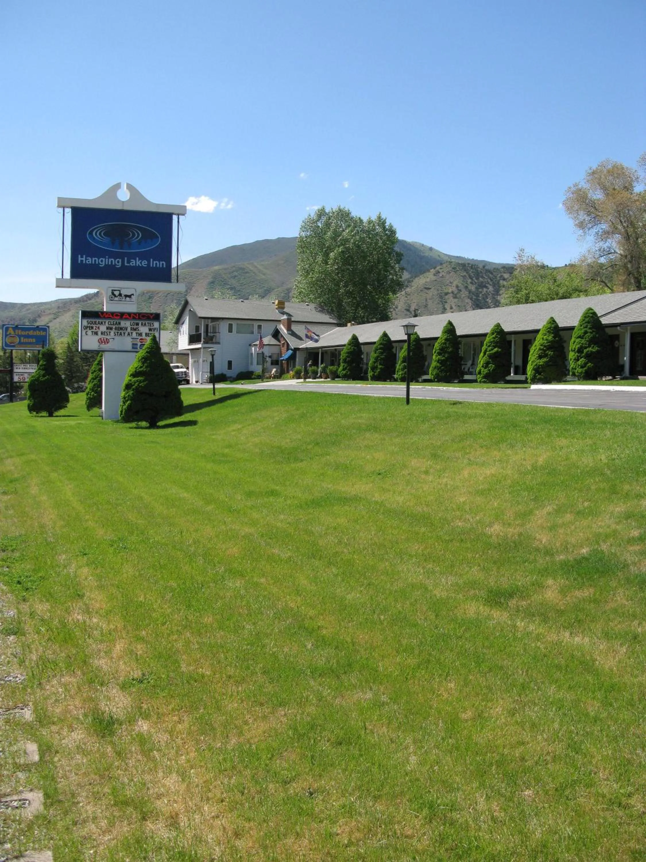 Hanging Lake Inn