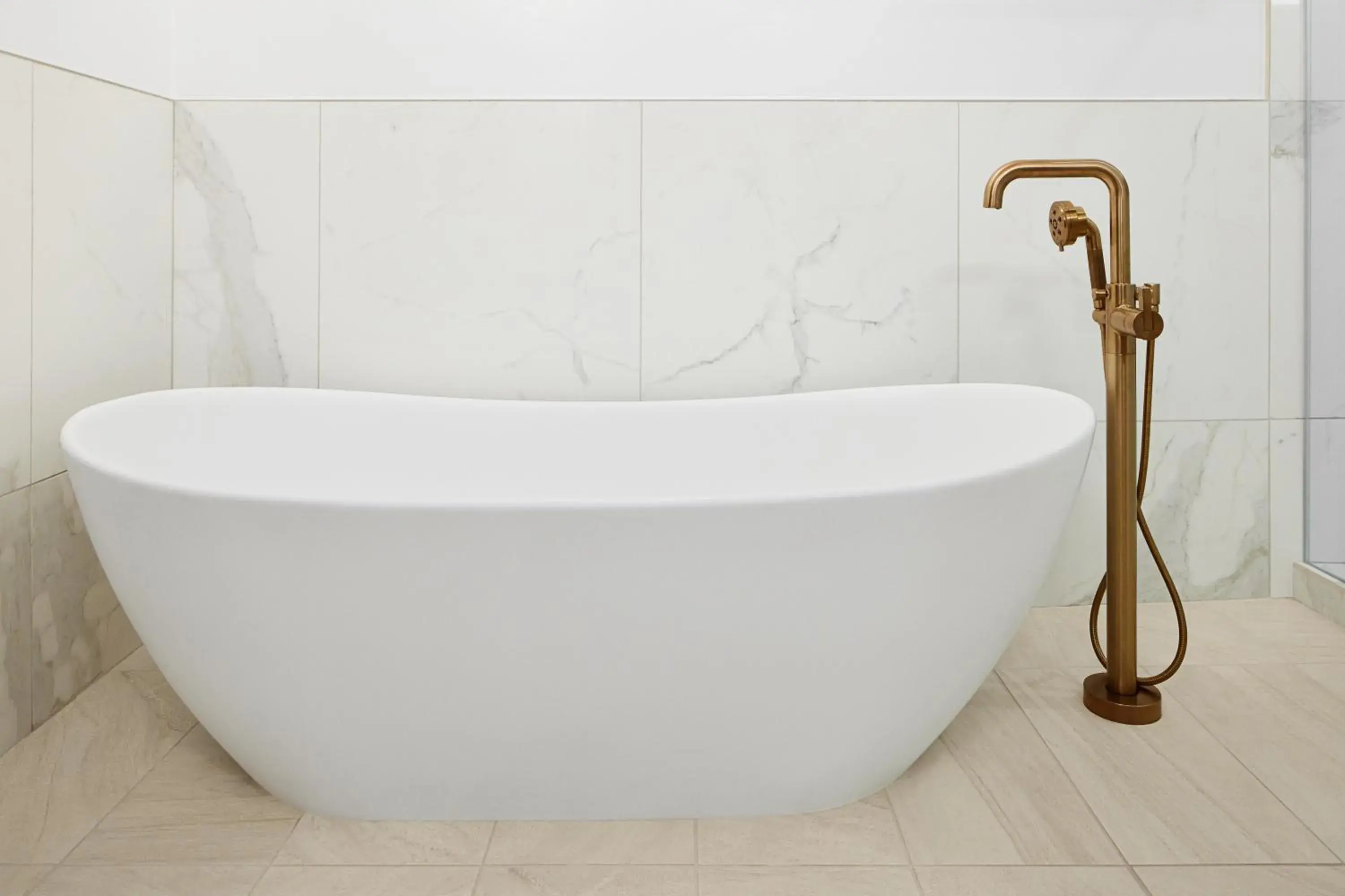 Bathroom in Kenwood Inn & Spa Bathroom in Kenwood Inn & Spa