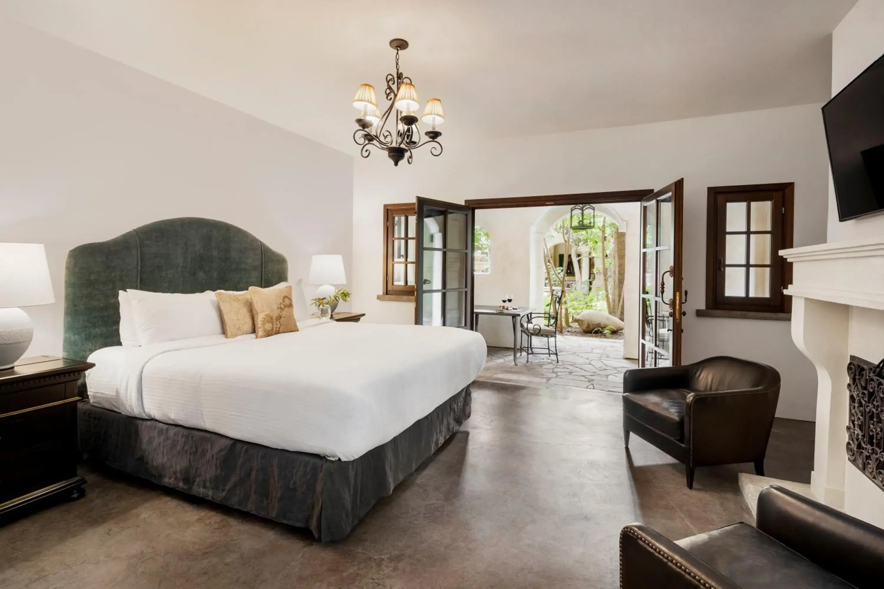 Courtyard King Room (ADA Accessible) in Kenwood Inn & Spa Courtyard King Room (ADA Accessible) in Kenwood Inn & Spa