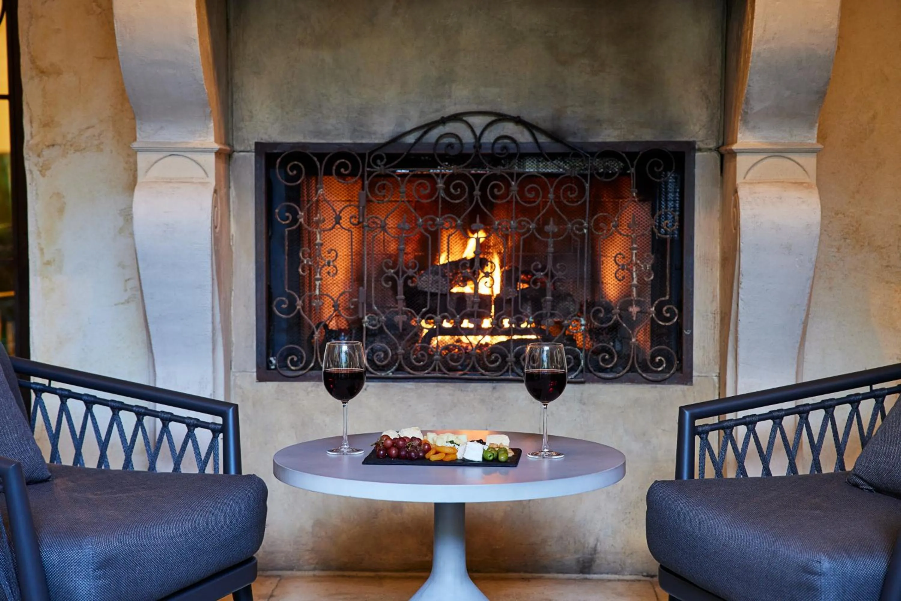 Seating area in Kenwood Inn & Spa