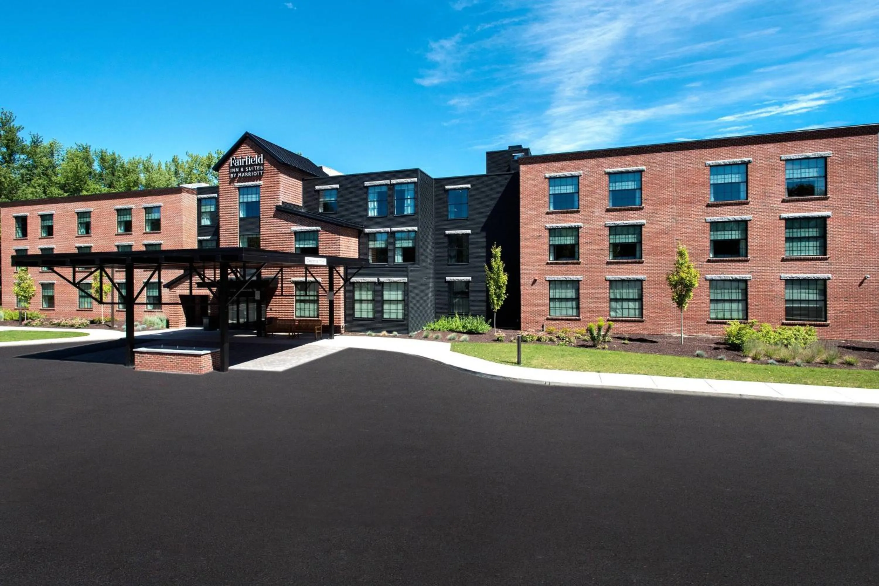 Property building in Fairfield Inn & Suites by Marriott Williamstown
