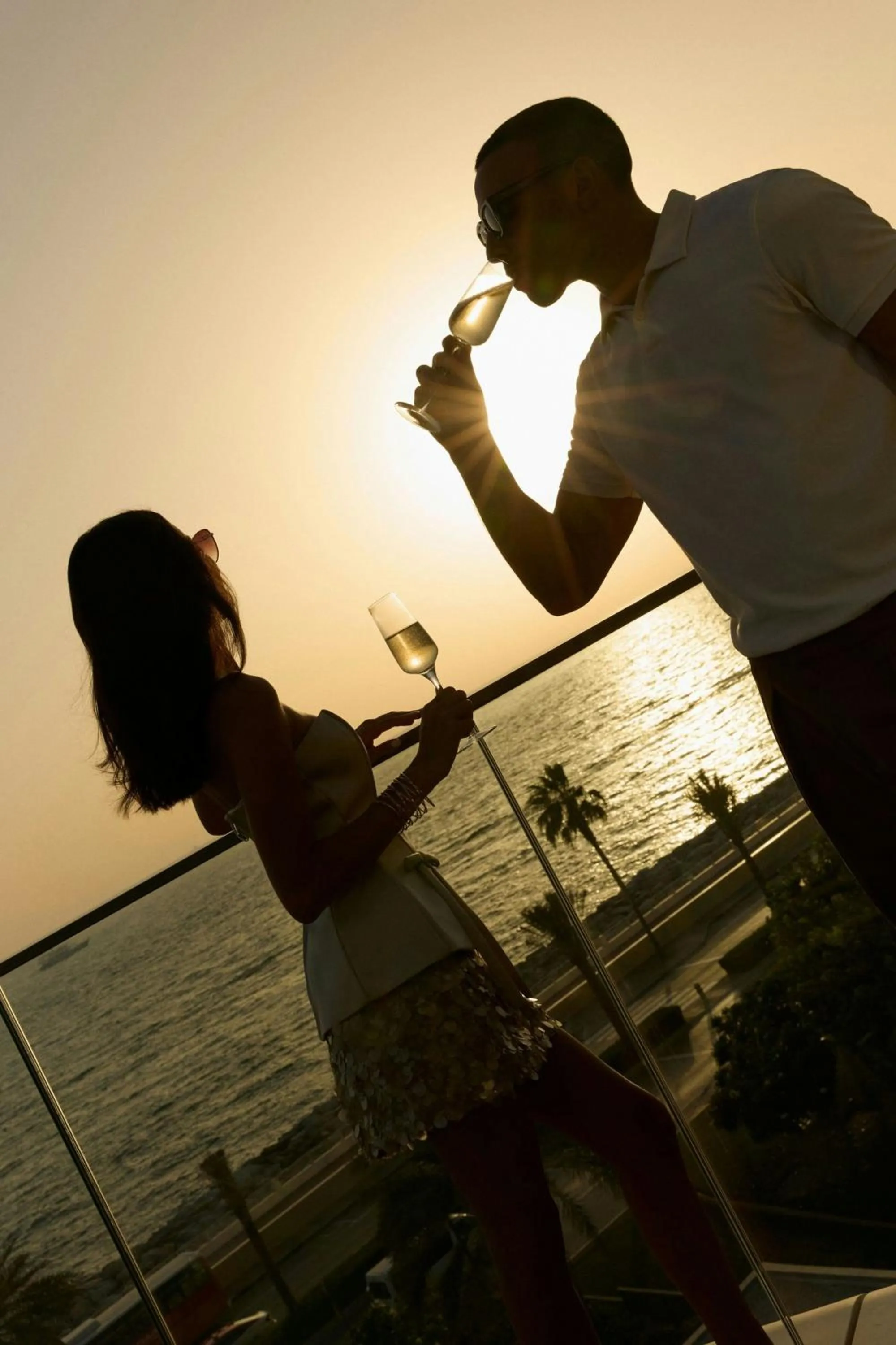 Restaurant/places to eat in W Dubai - The Palm