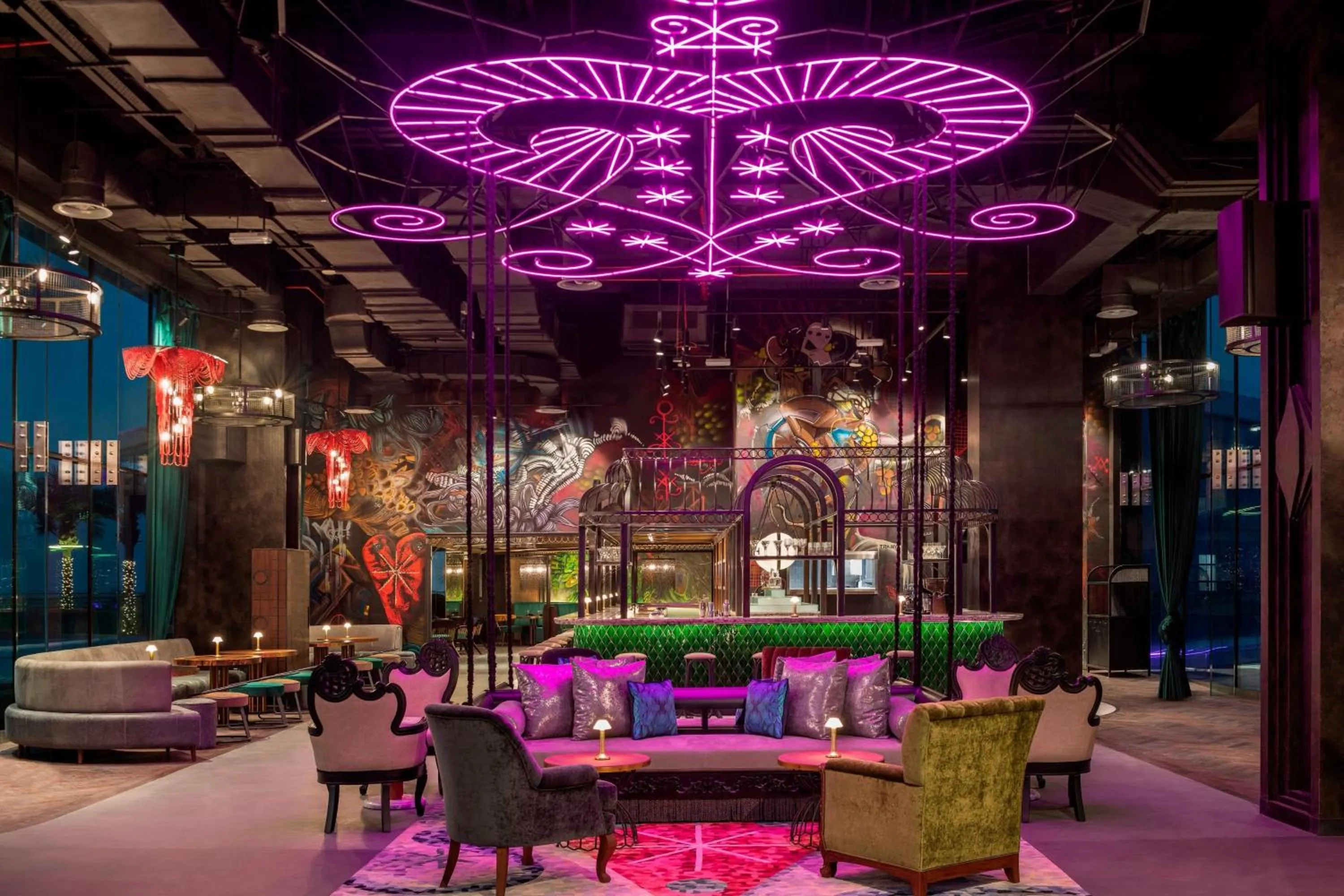 Restaurant/places to eat in W Dubai - The Palm