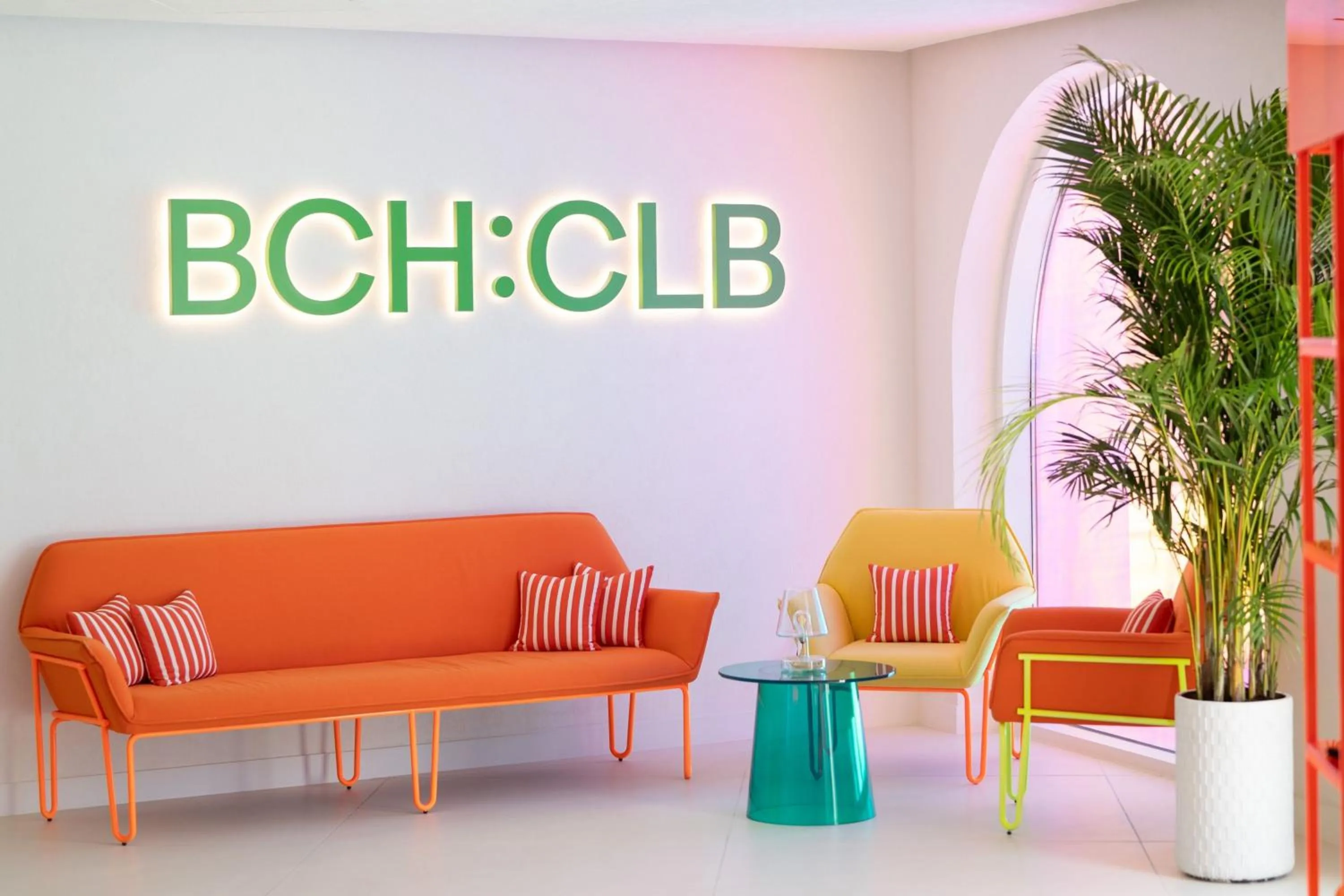 Fitness centre/facilities in W Dubai - The Palm