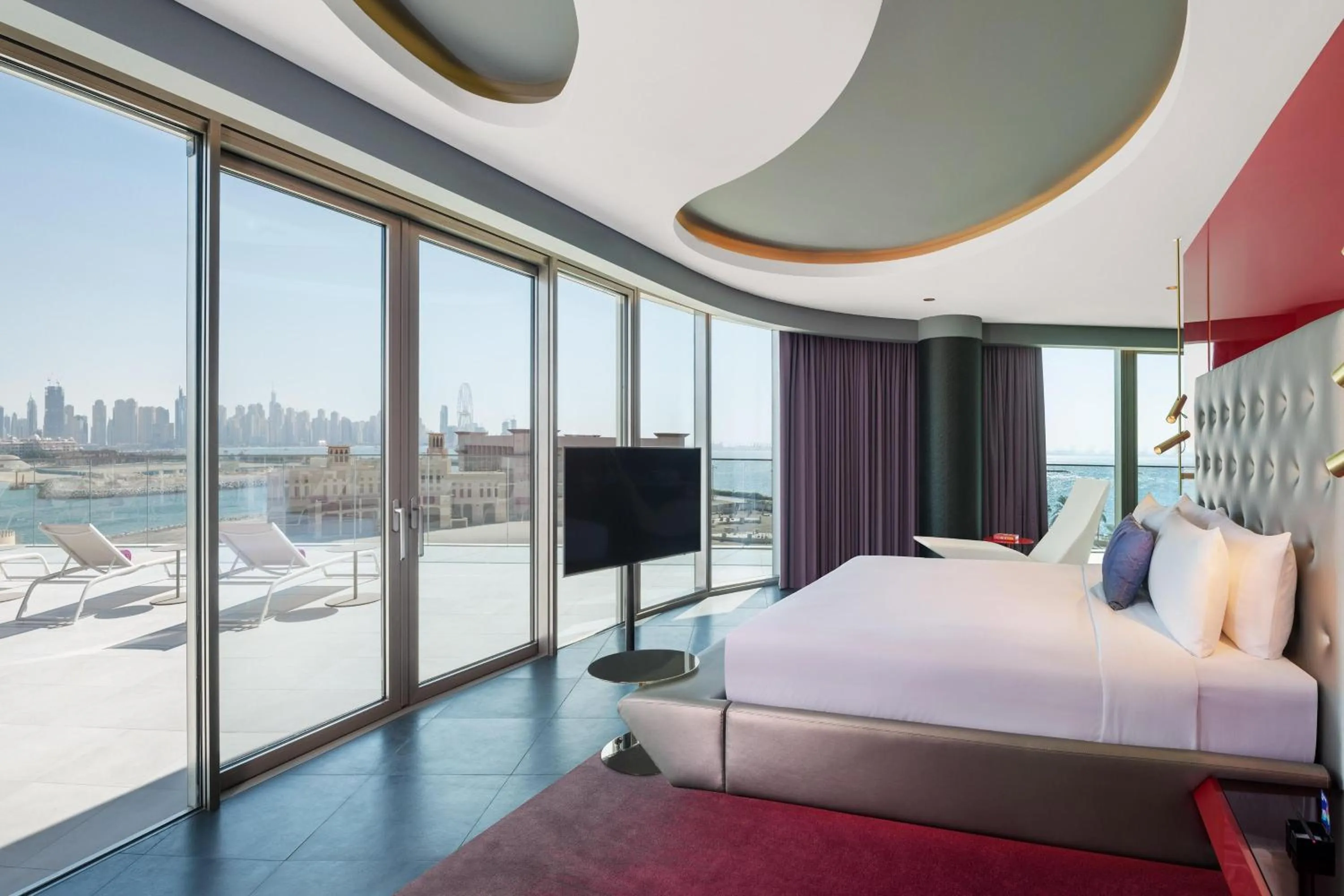 Photo of the whole room, Bed in W Dubai - The Palm