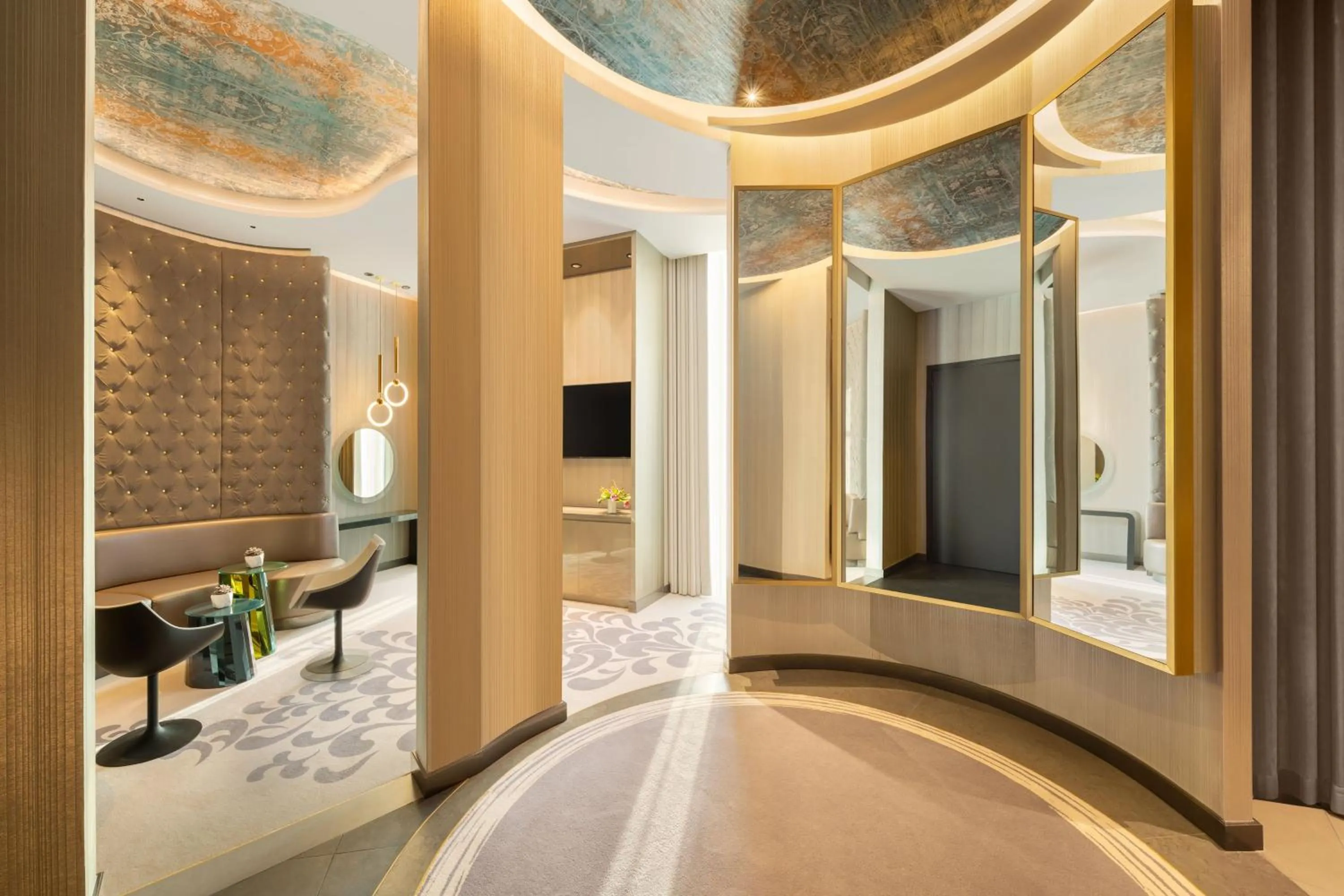 Meeting/conference room, Bed in W Dubai - The Palm