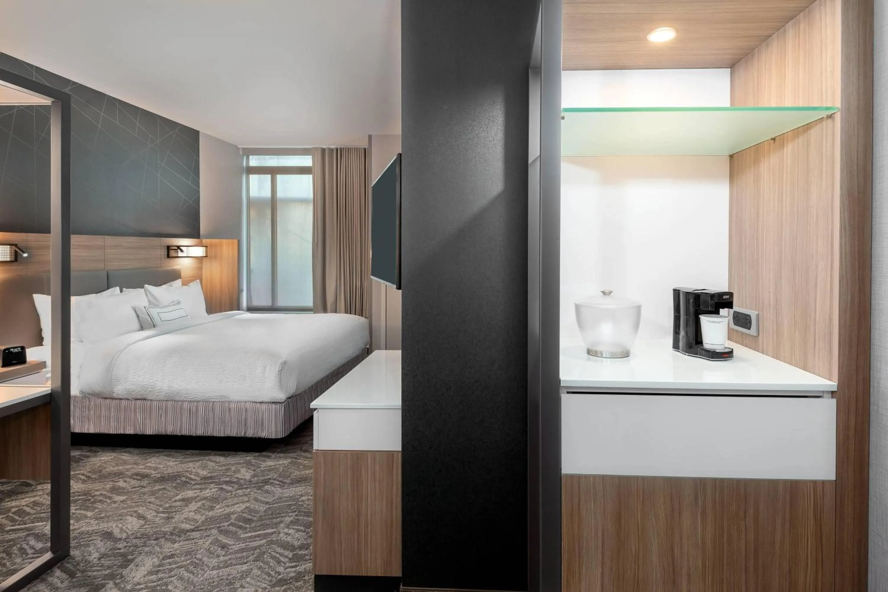 Photo of the whole room, Bed in SpringHill Suites by Marriott Indianapolis Westfield