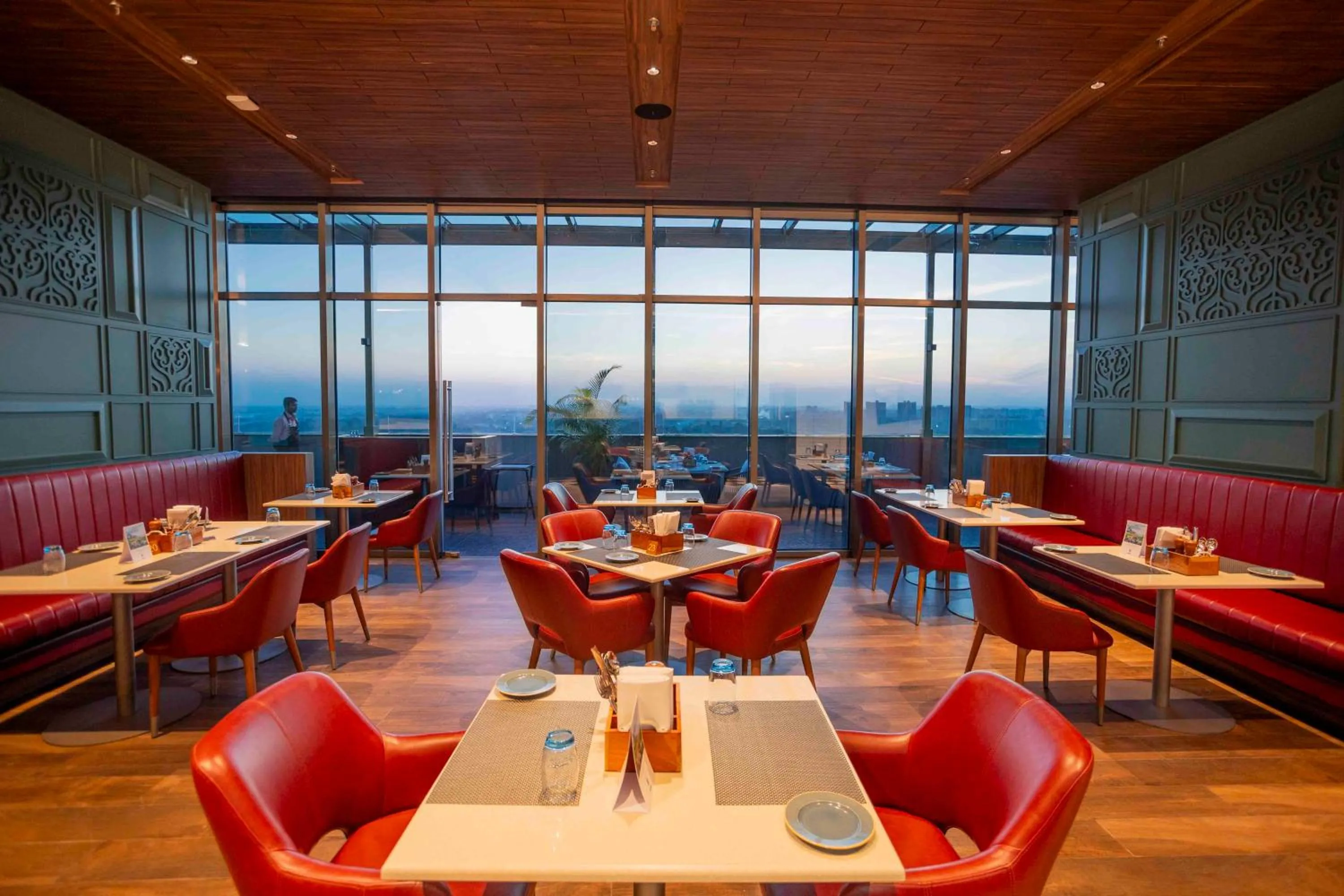 Restaurant/places to eat in Courtyard by Marriott Siliguri