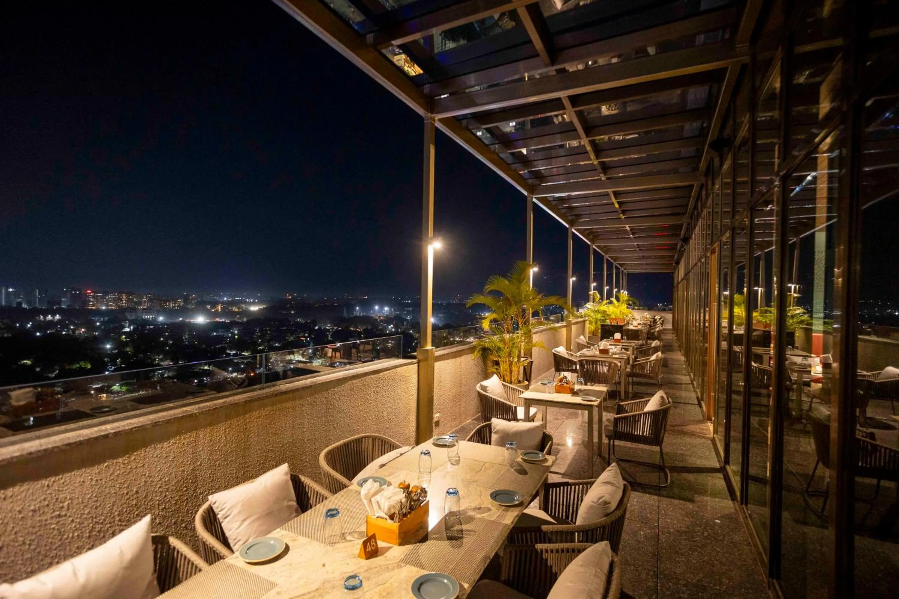 Restaurant/places to eat in Courtyard by Marriott Siliguri