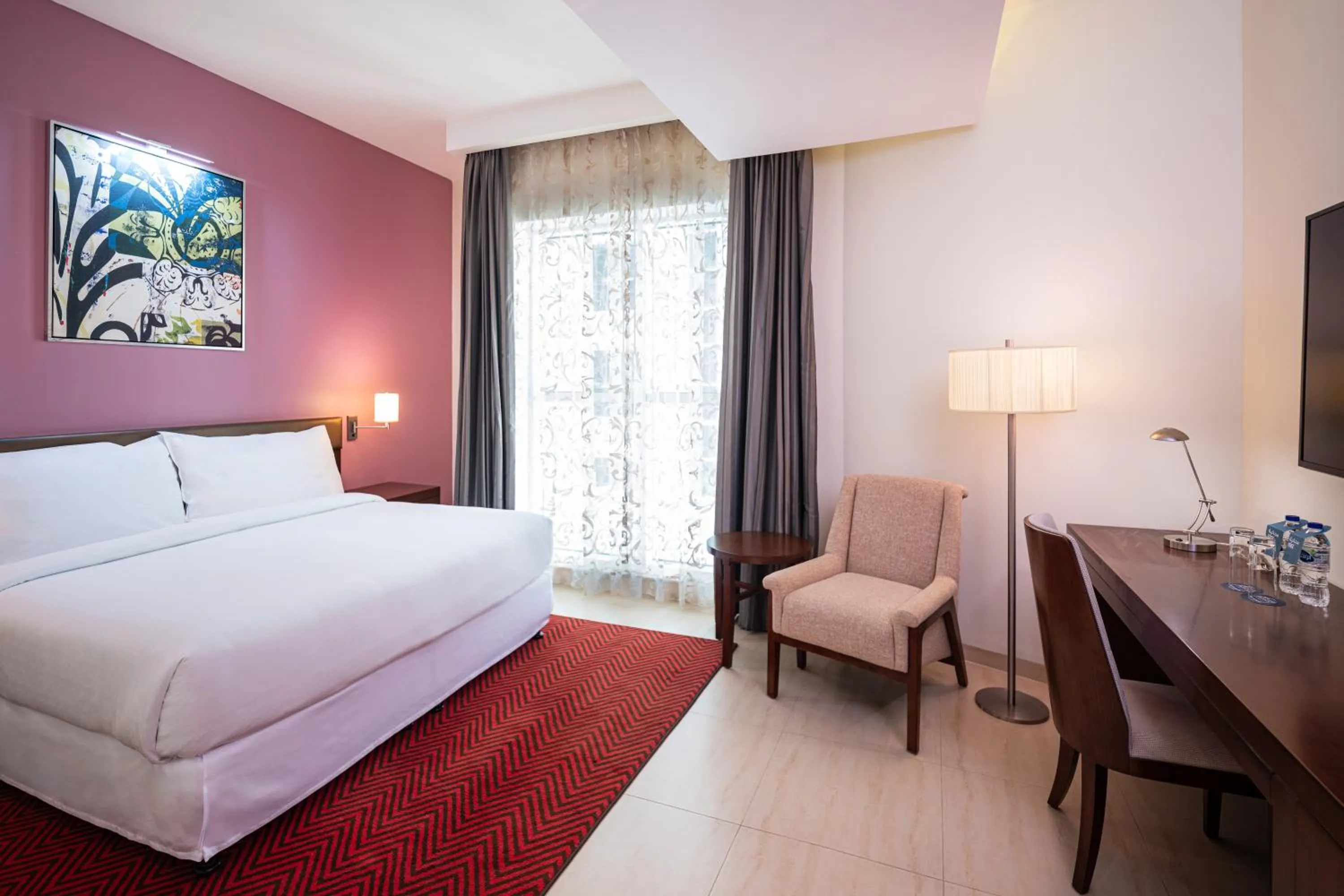 Bed in Four Points by Sheraton Sharjah