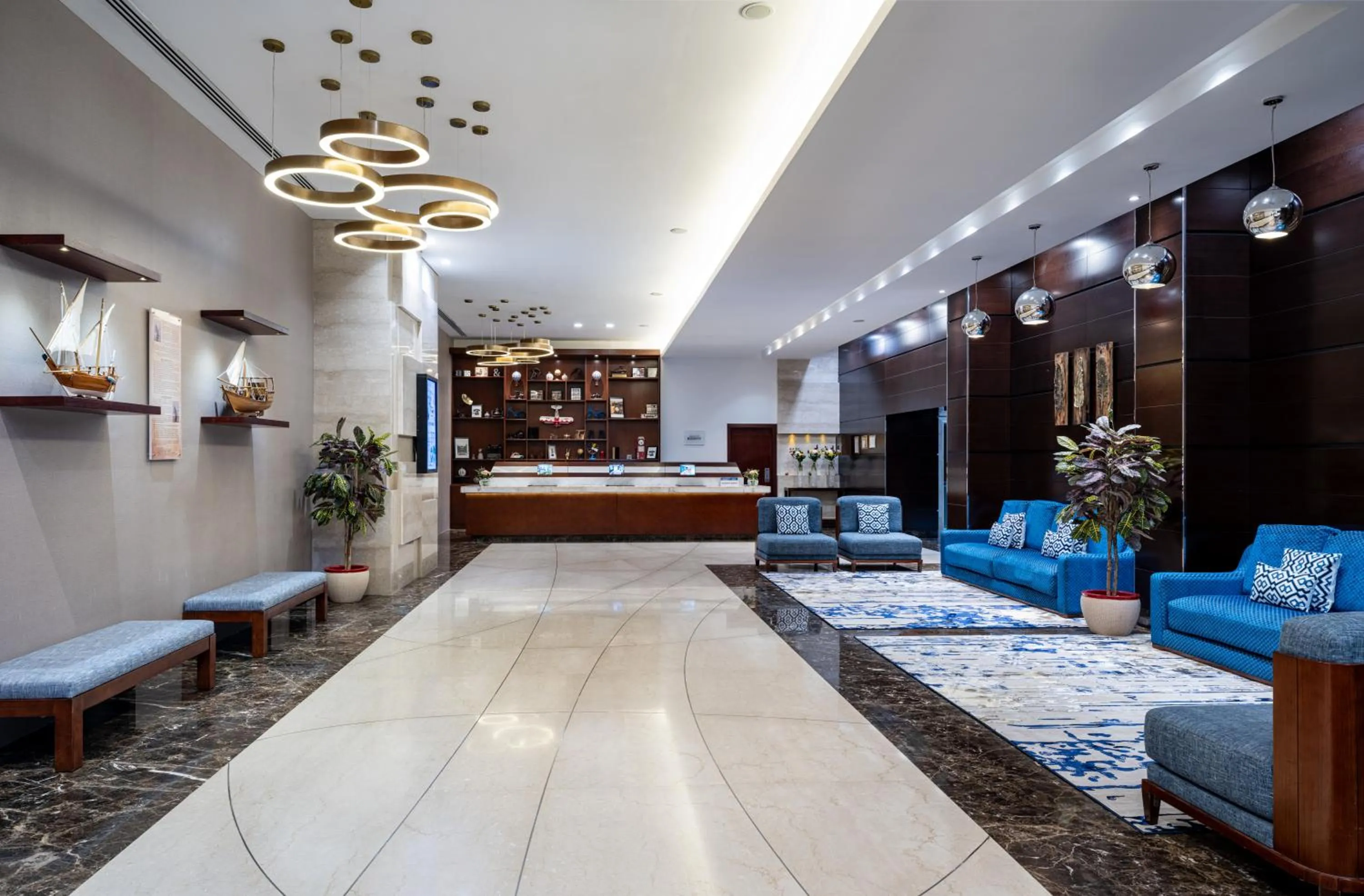 Lobby or reception in Four Points by Sheraton Sharjah