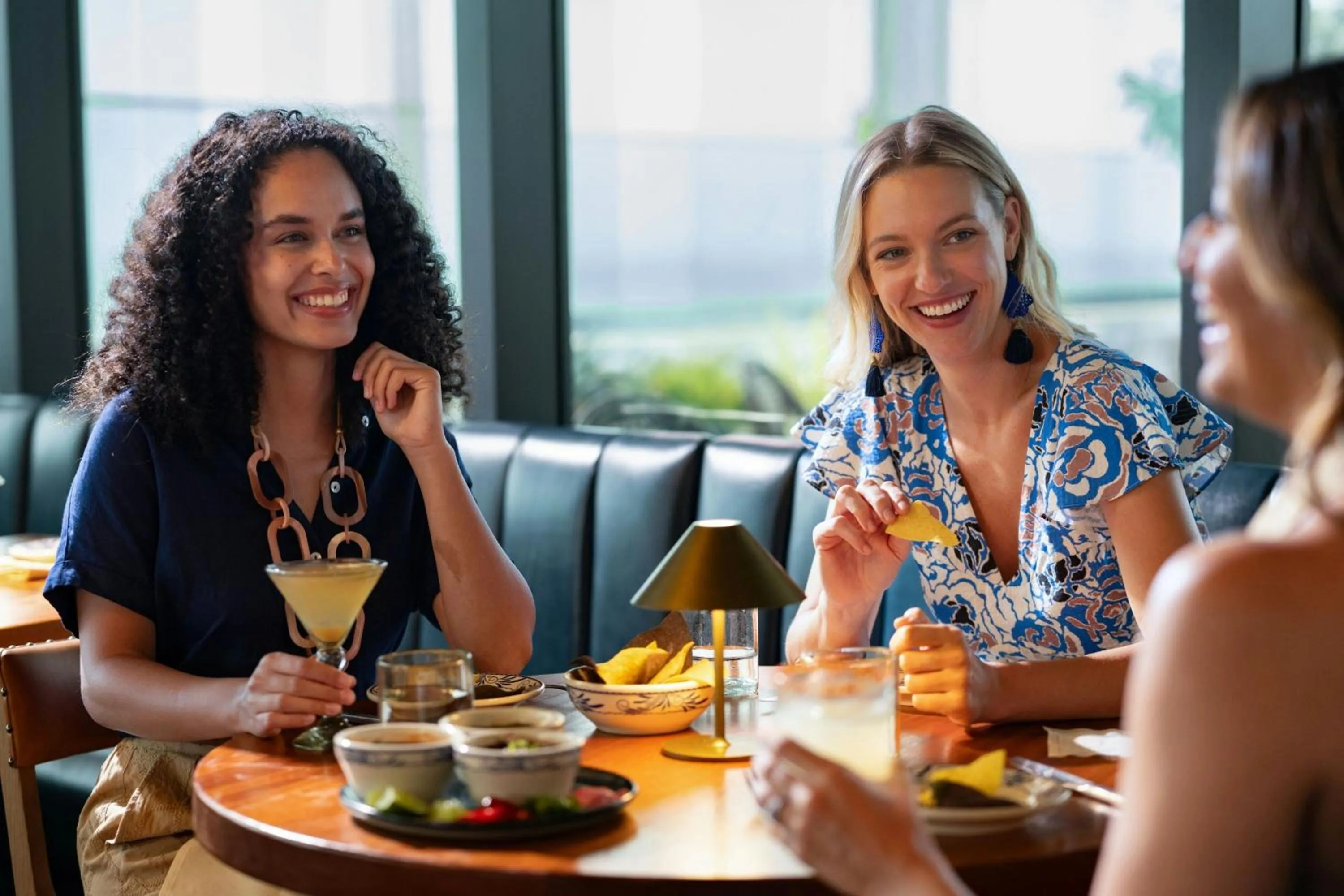 Restaurant/places to eat in The CURRENT Hotel, Autograph Collection