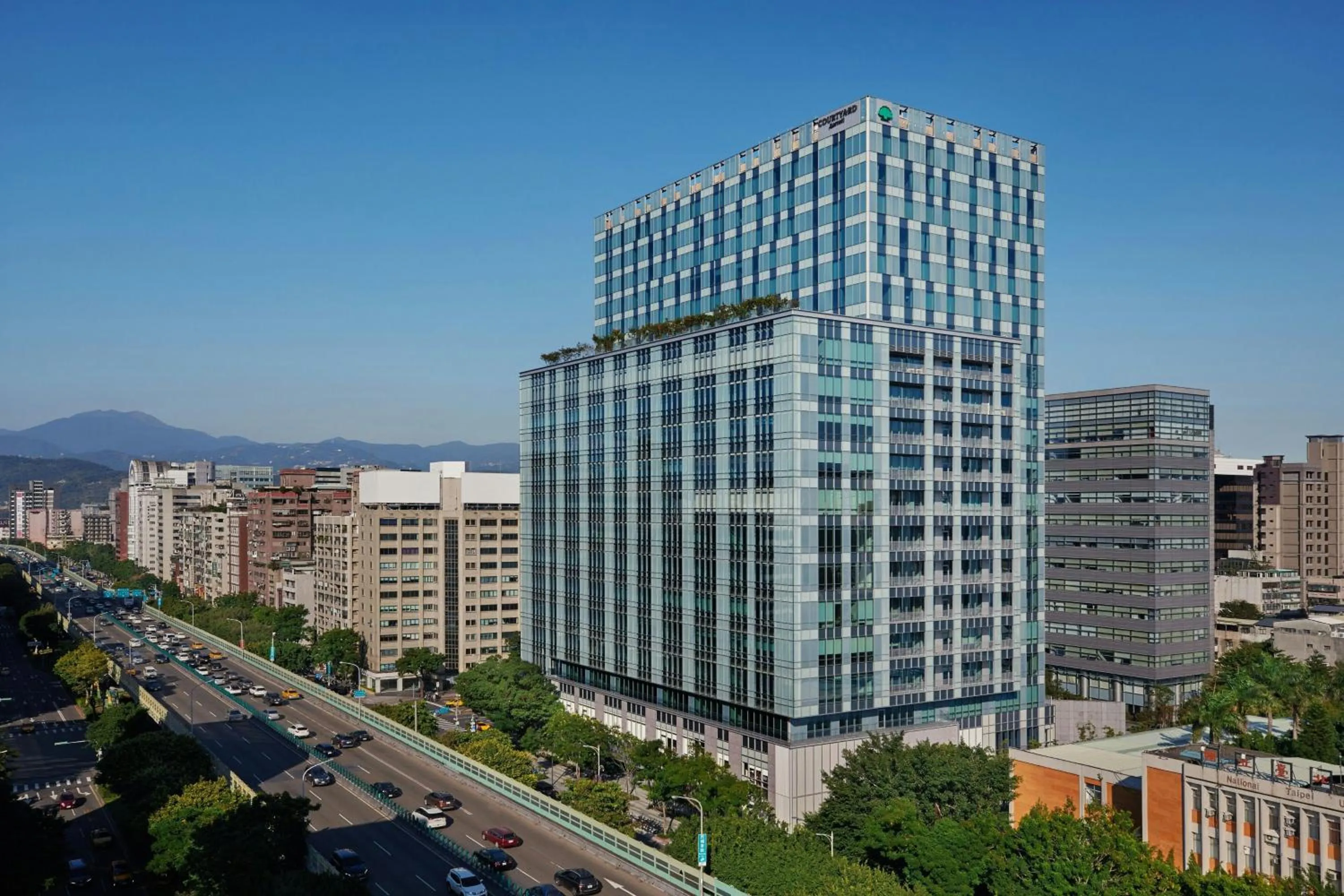 Property building in Courtyard by Marriott Taipei Downtown