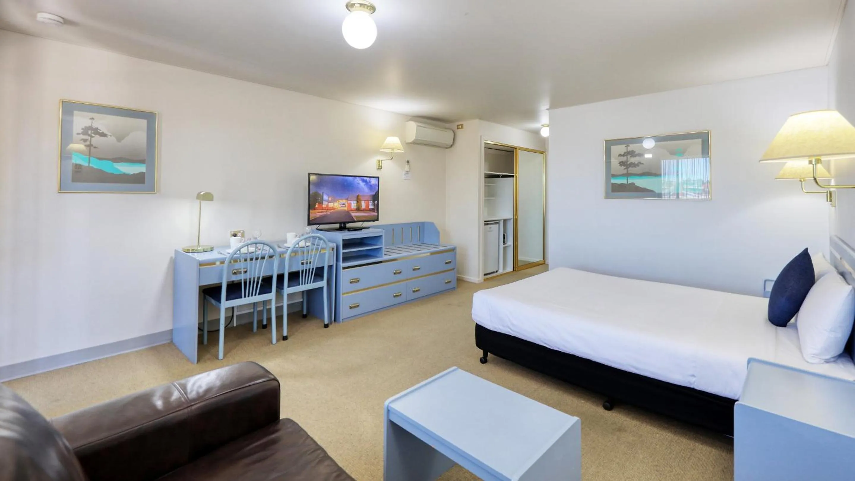 air conditioner, Bed in Sunrise Devonport