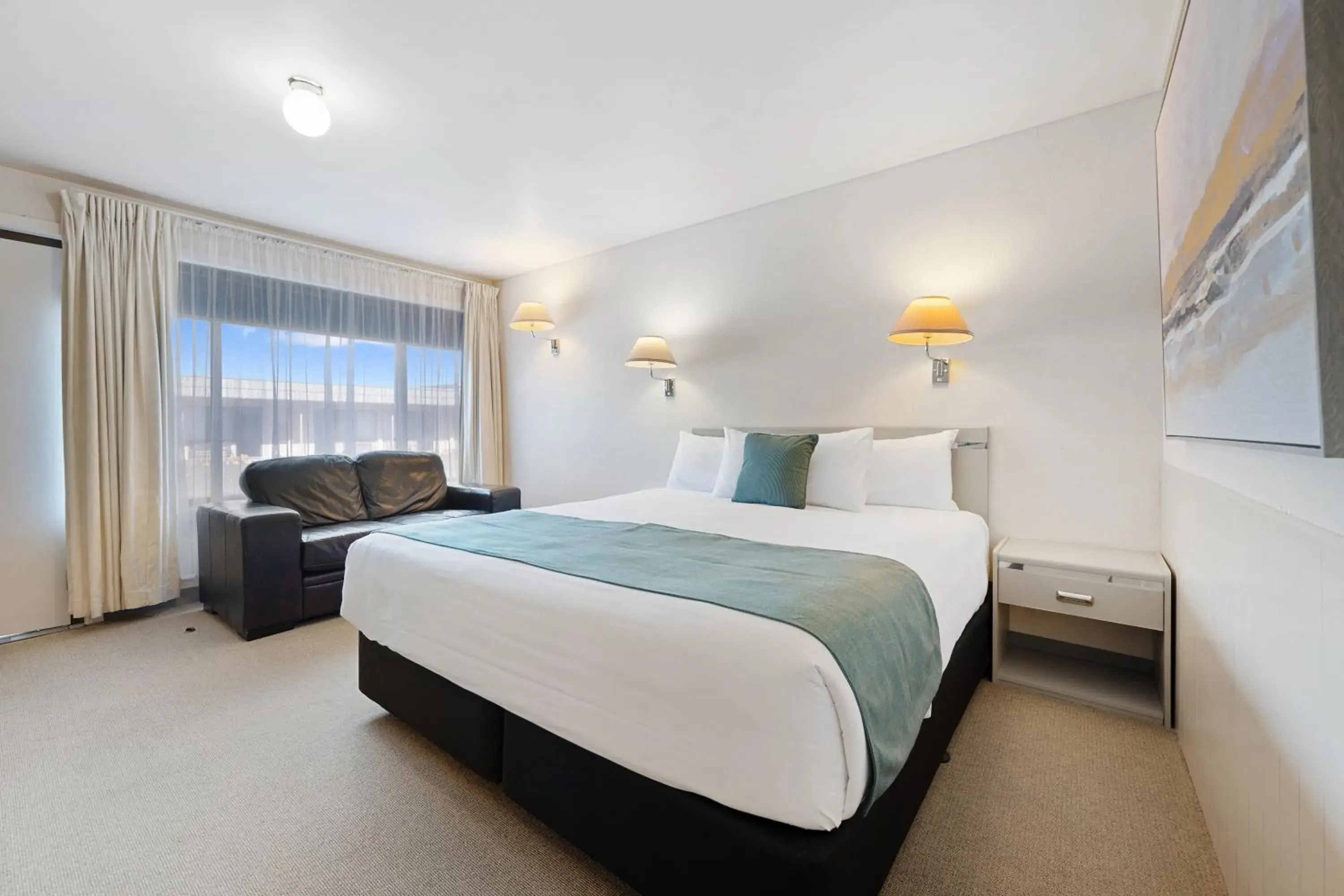 Bed in Comfort Inn Devonport Bed in Comfort Inn Devonport