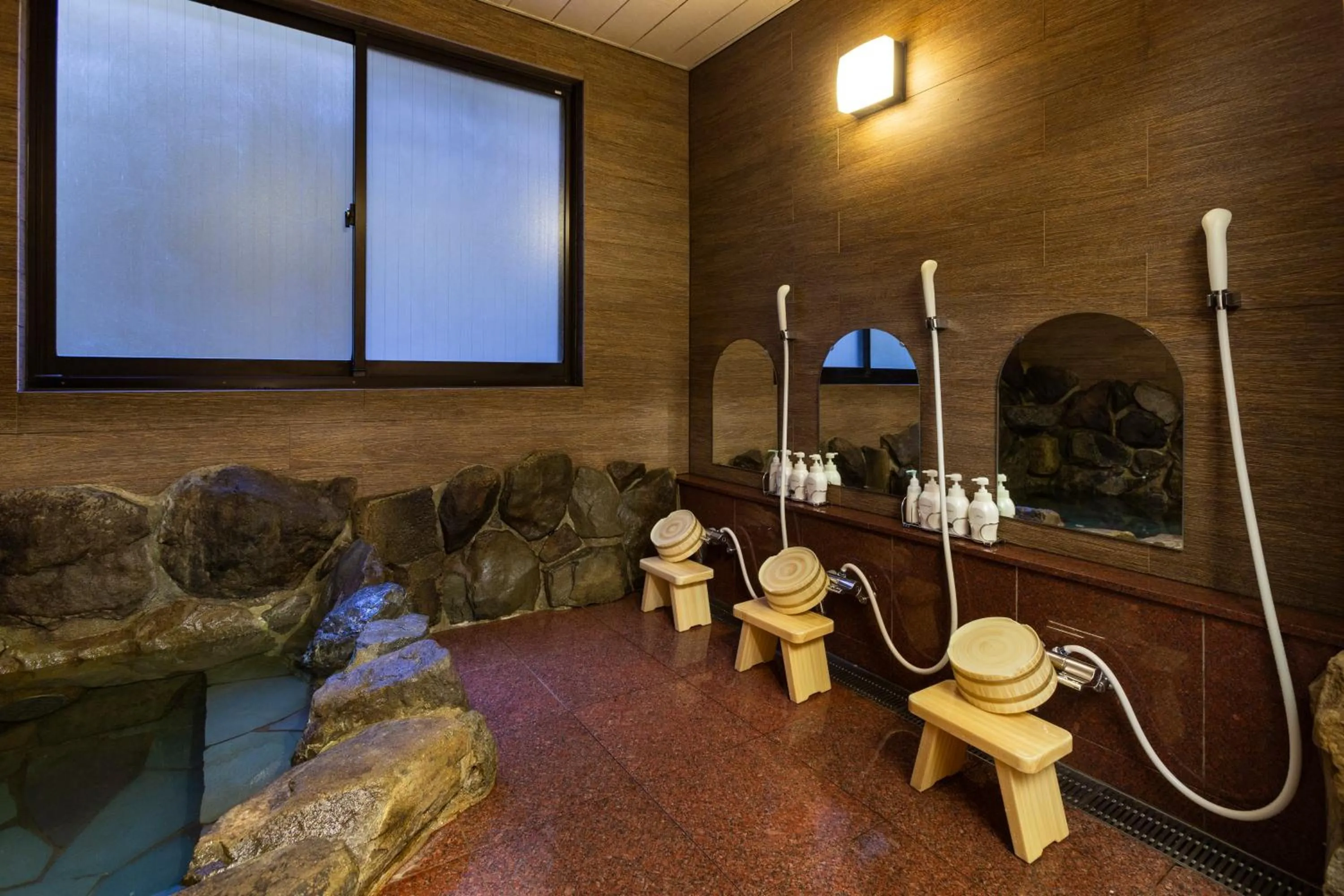 Public Bath in Kyoto Higashiyamaso