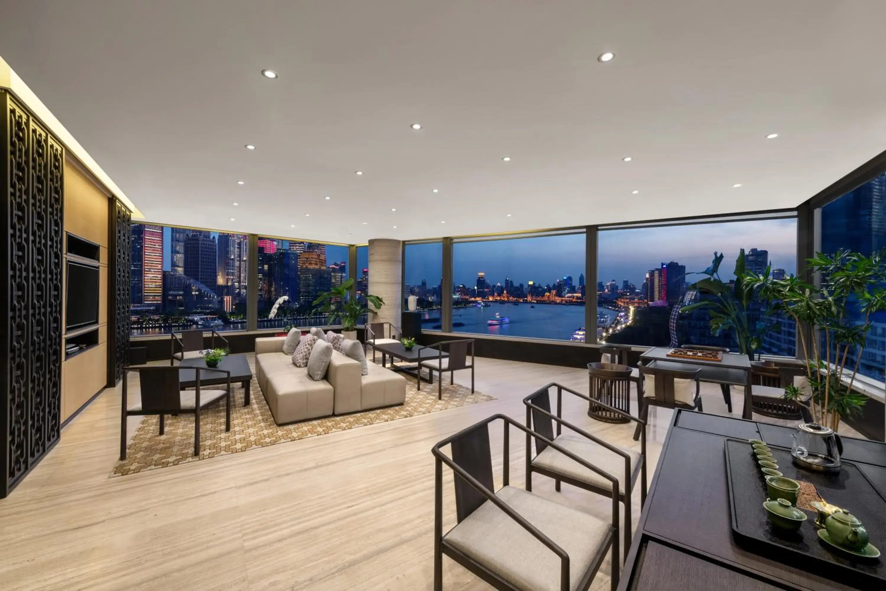 View (from property/room) in Banyantree Shanghai On the Bund - Tales rooftop bar boasts a jaw-dropping panoramic vista View (from property/room) in Banyantree Shanghai On the Bund - Tales rooftop bar boasts a jaw-dropping panoramic vista