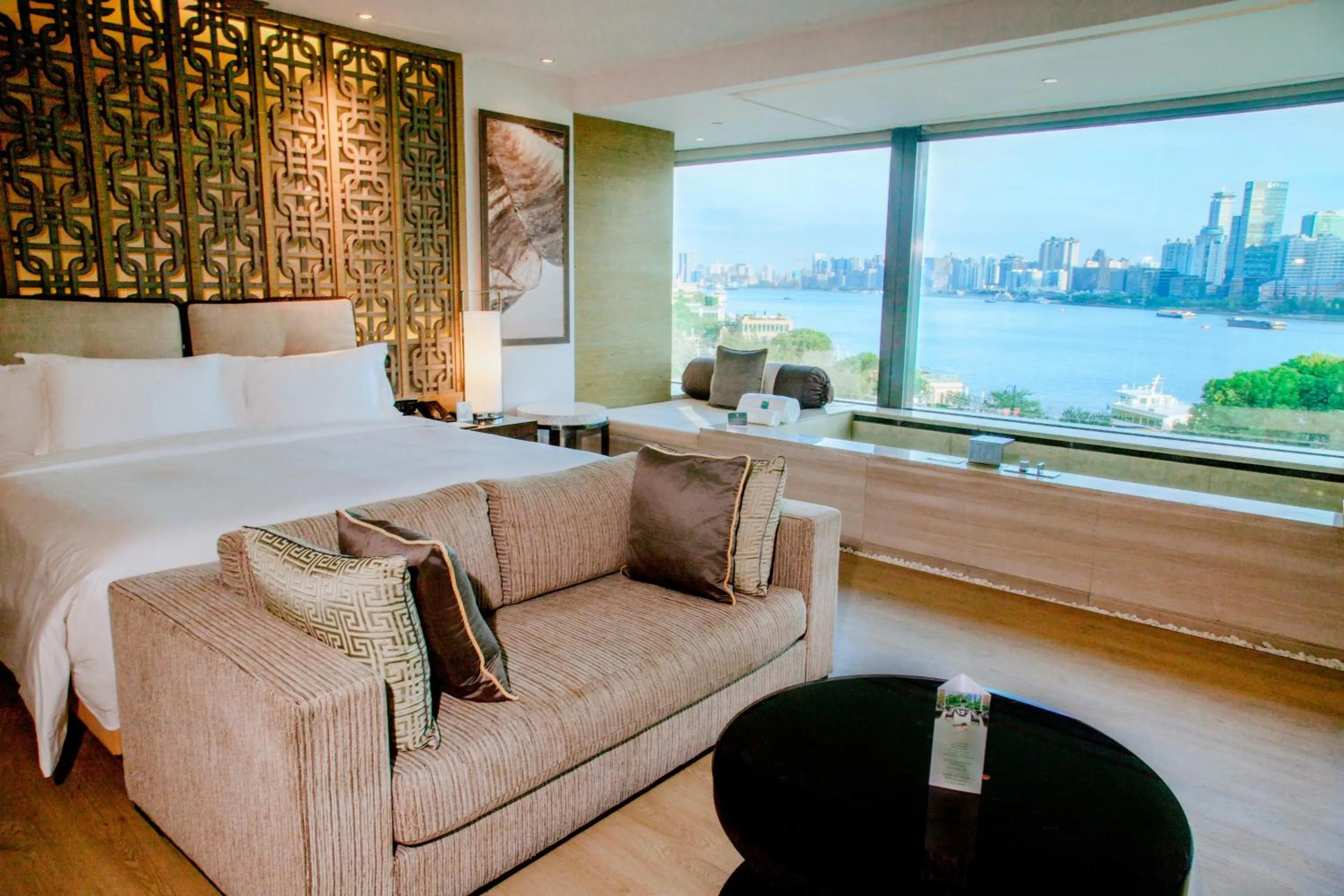 Bedroom, Bed in Banyantree Shanghai On the Bund - Tales rooftop bar boasts a jaw-dropping panoramic vista