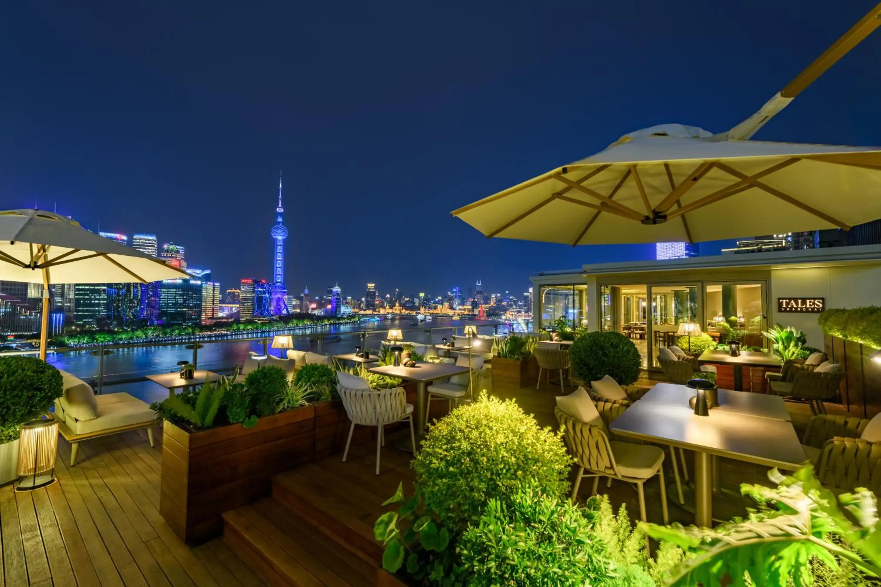 Restaurant/places to eat in Banyantree Shanghai On the Bund - Tales rooftop bar boasts a jaw-dropping panoramic vista Restaurant/places to eat in Banyantree Shanghai On the Bund - Tales rooftop bar boasts a jaw-dropping panoramic vista
