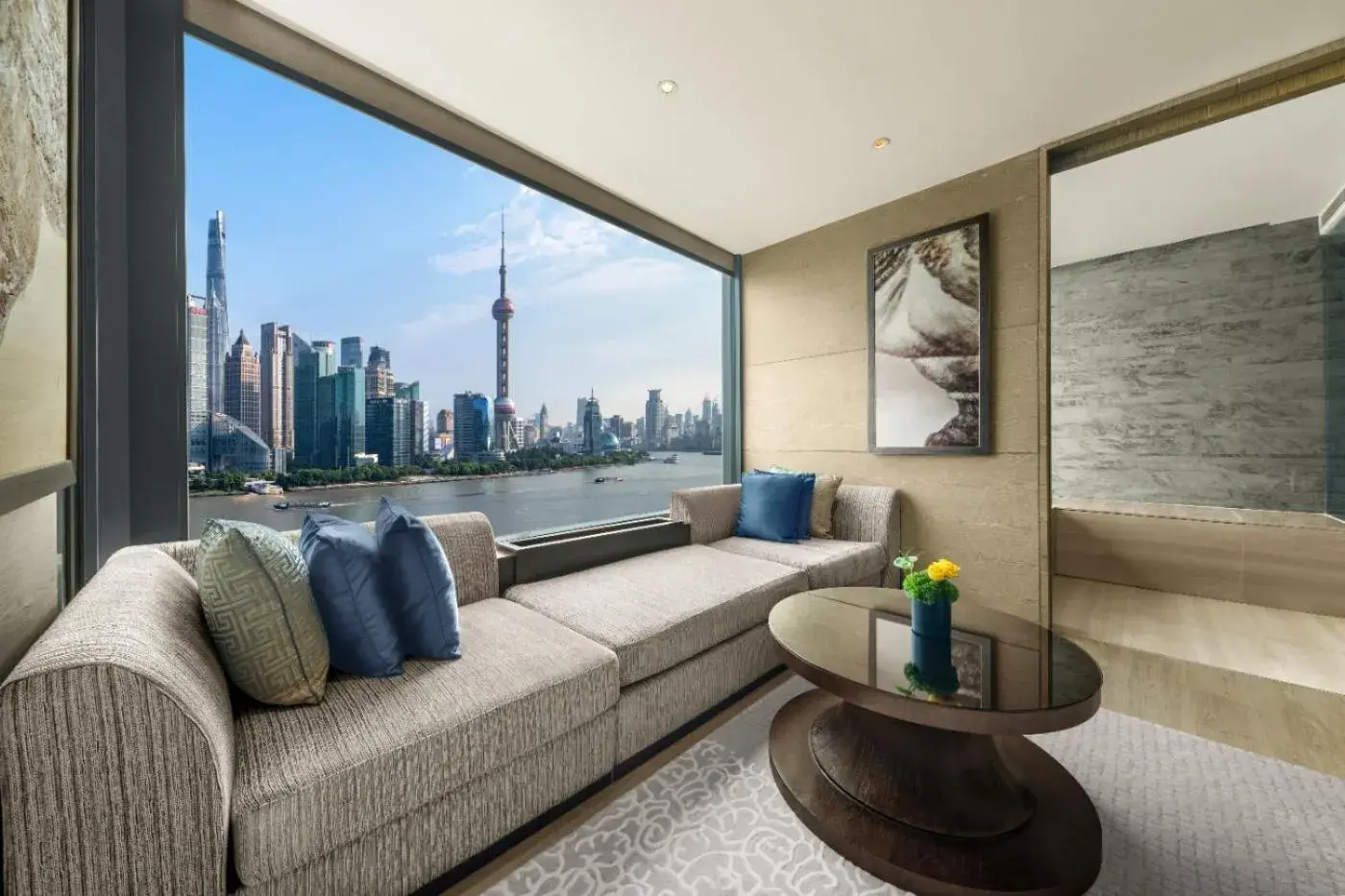 River view in Banyantree Shanghai On the Bund - Tales rooftop bar boasts a jaw-dropping panoramic vista River view in Banyantree Shanghai On the Bund - Tales rooftop bar boasts a jaw-dropping panoramic vista