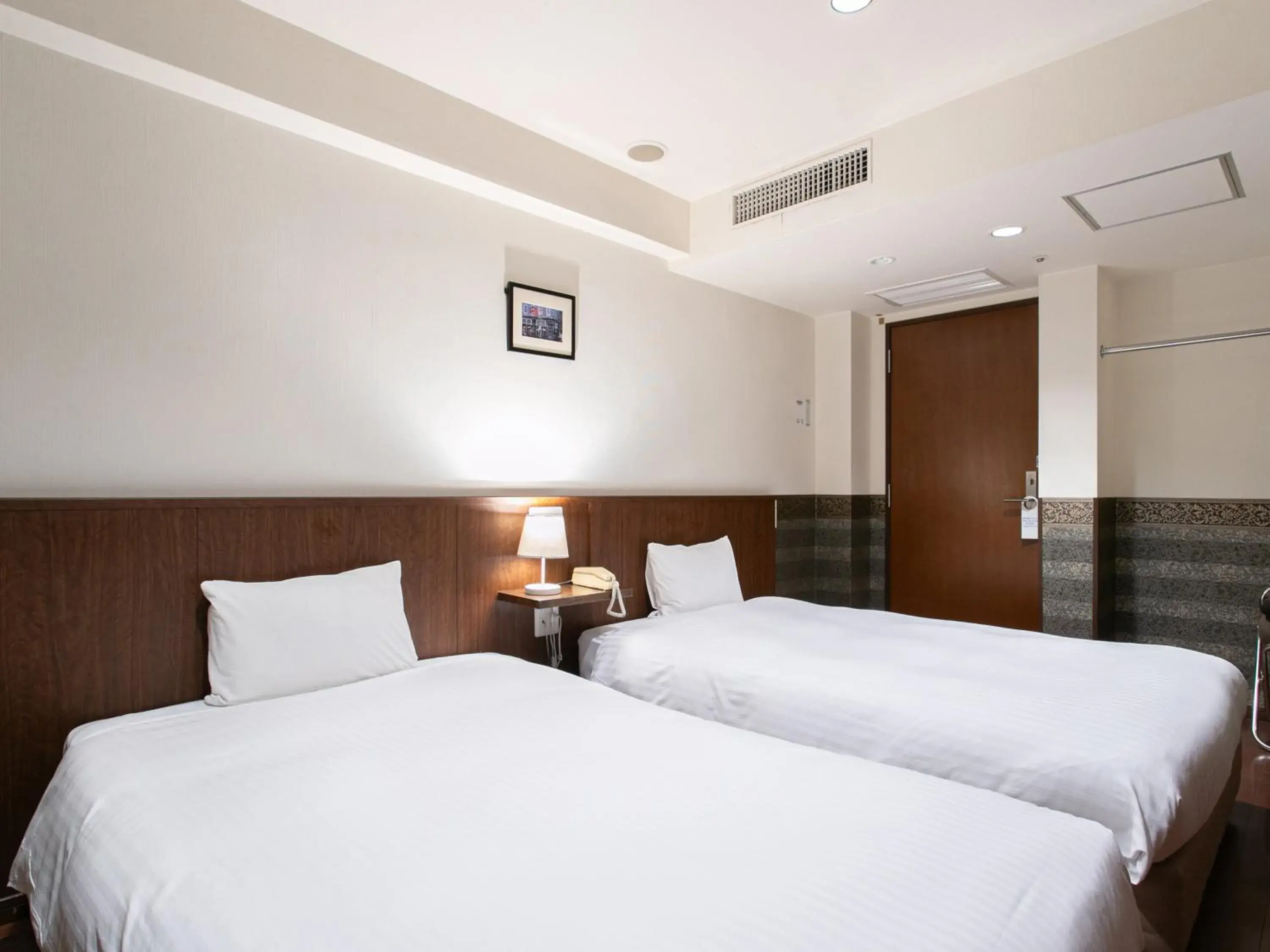 Superior Twin Room - single occupancy - Non-Smoking in Sutton Hotel Hakata City Superior Twin Room - single occupancy - Non-Smoking in Sutton Hotel Hakata City