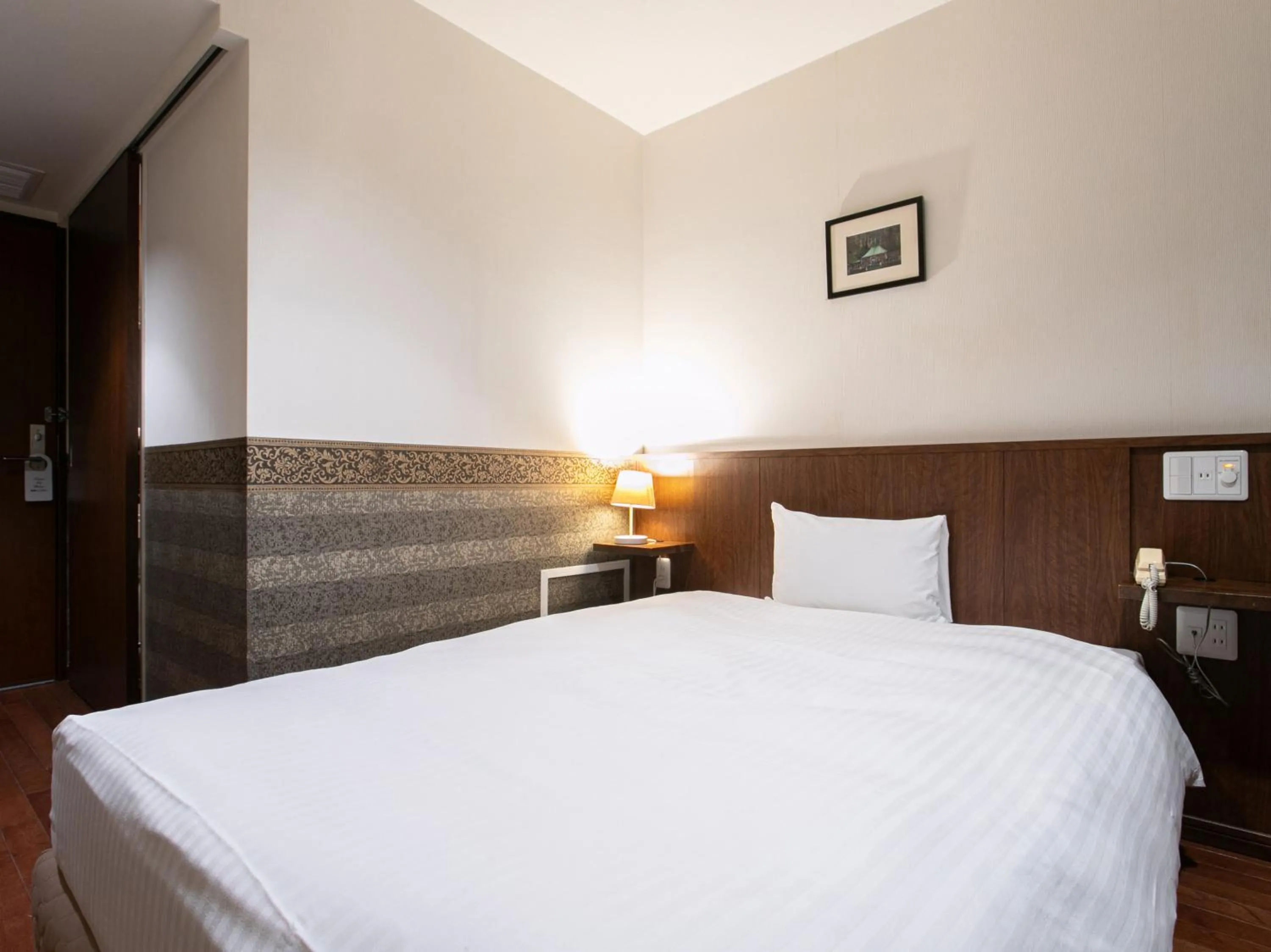 Photo of the whole room, Bed in Sutton Hotel Hakata City