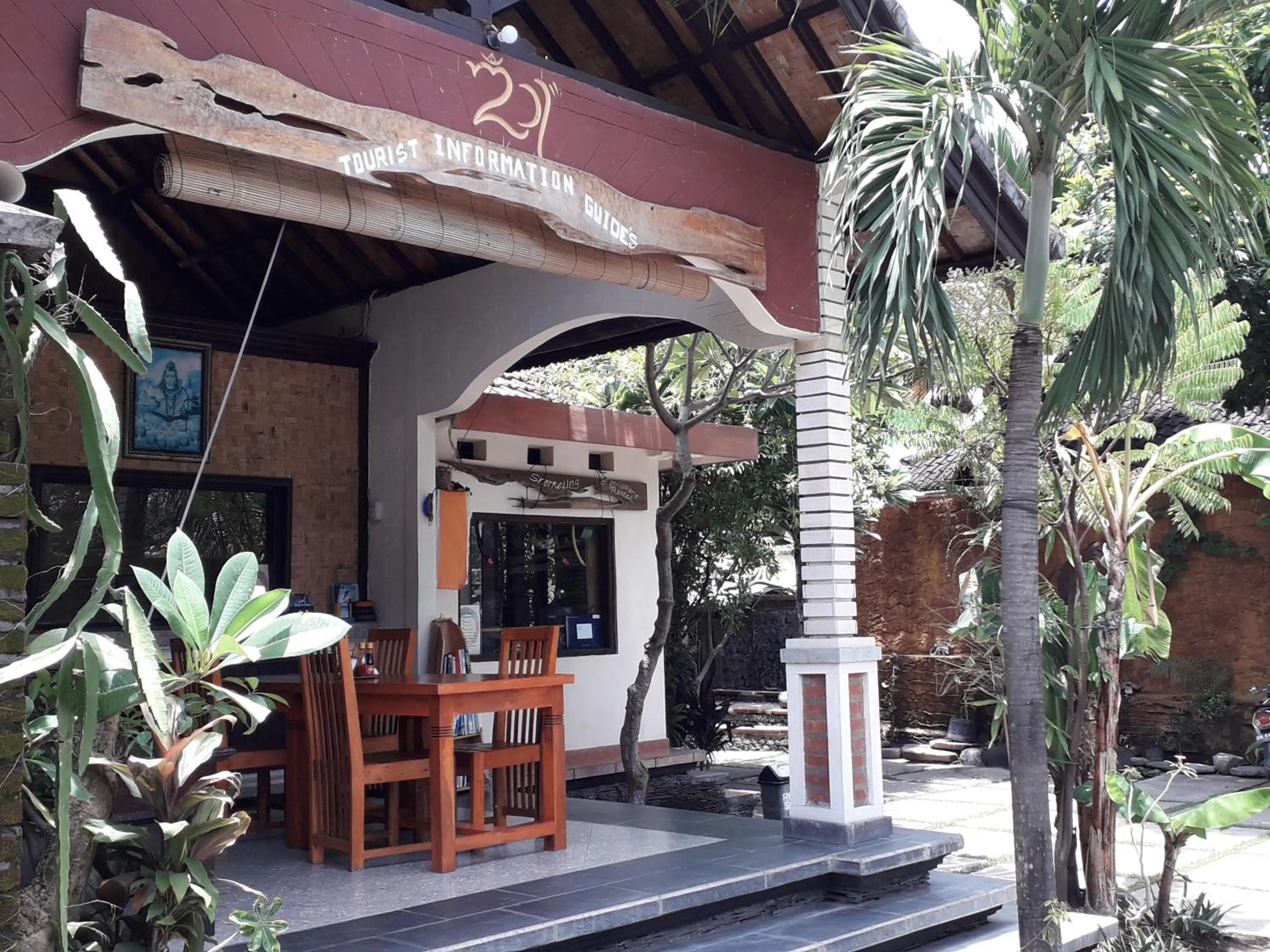 Restaurant/places to eat in Bulih Beach Bungalows