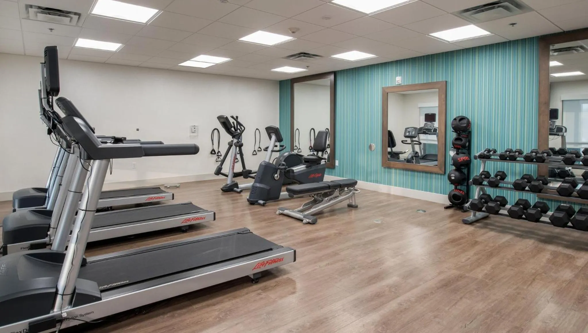 Fitness centre/facilities in Holiday Inn Express & Suites Racine by IHG