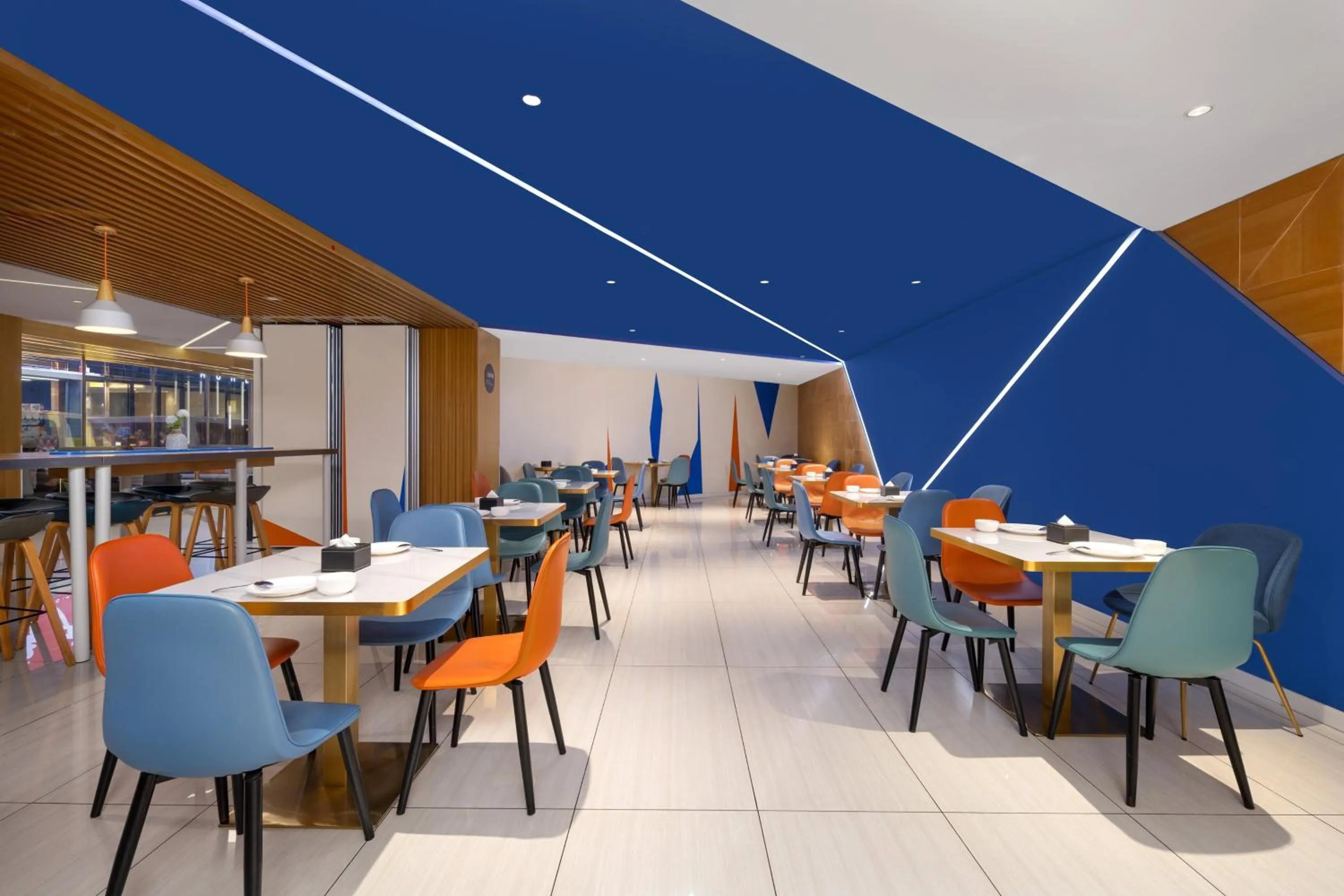 Restaurant/places to eat in Holiday Inn Express Xi'an Bell Tower by IHG