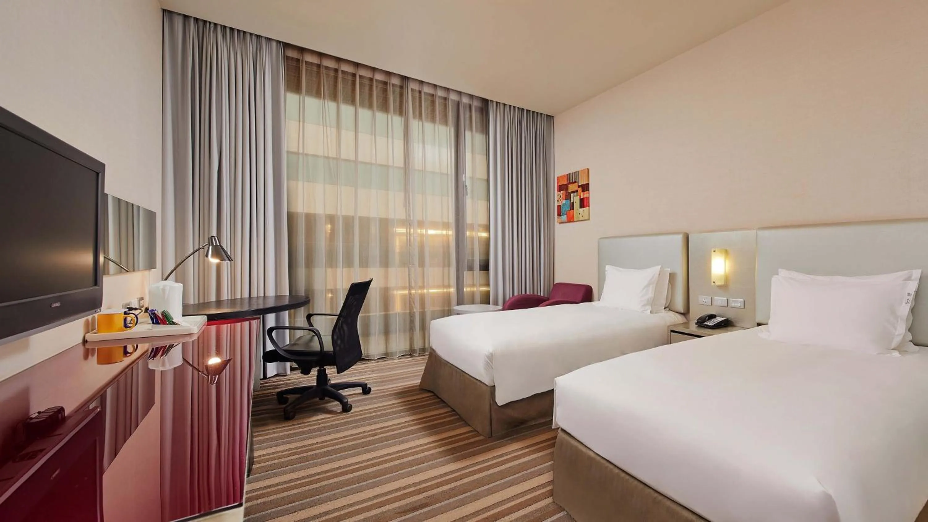 Photo of the whole room, Bed in Holiday Inn Express Taichung Park by IHG