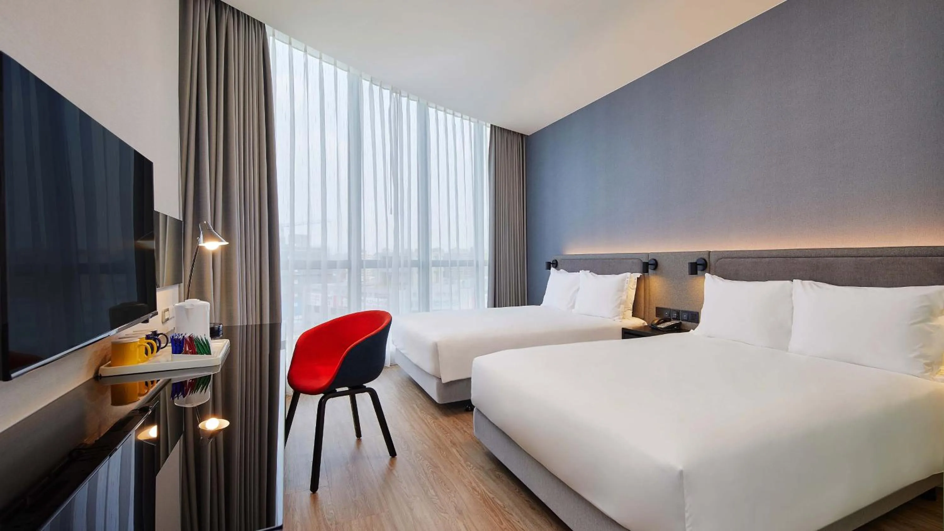 Bedroom, Bed in Holiday Inn Express Taichung Park by IHG