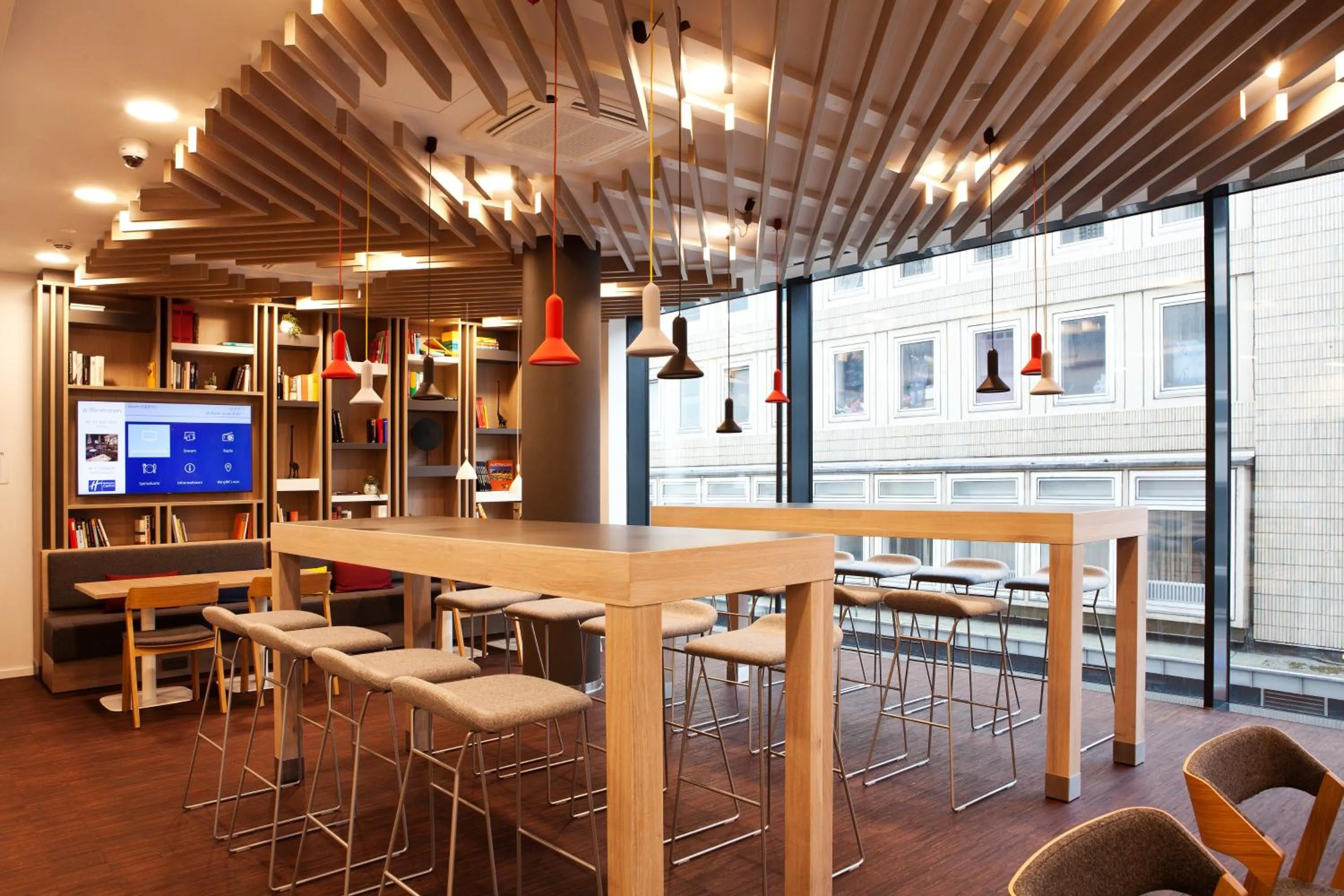 Property building in Holiday Inn Express - Mülheim - Ruhr by IHG