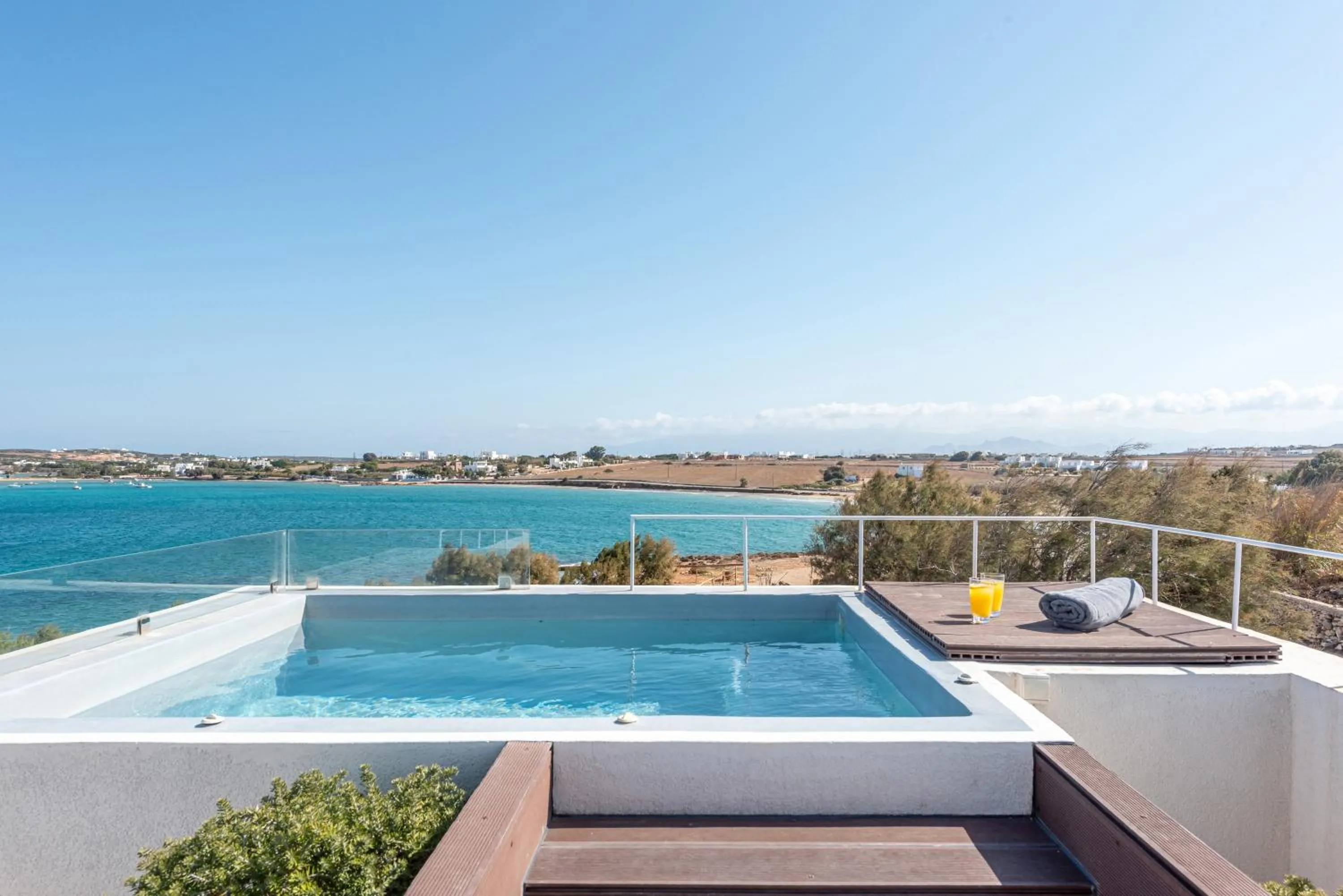 Paros Comfy Suites