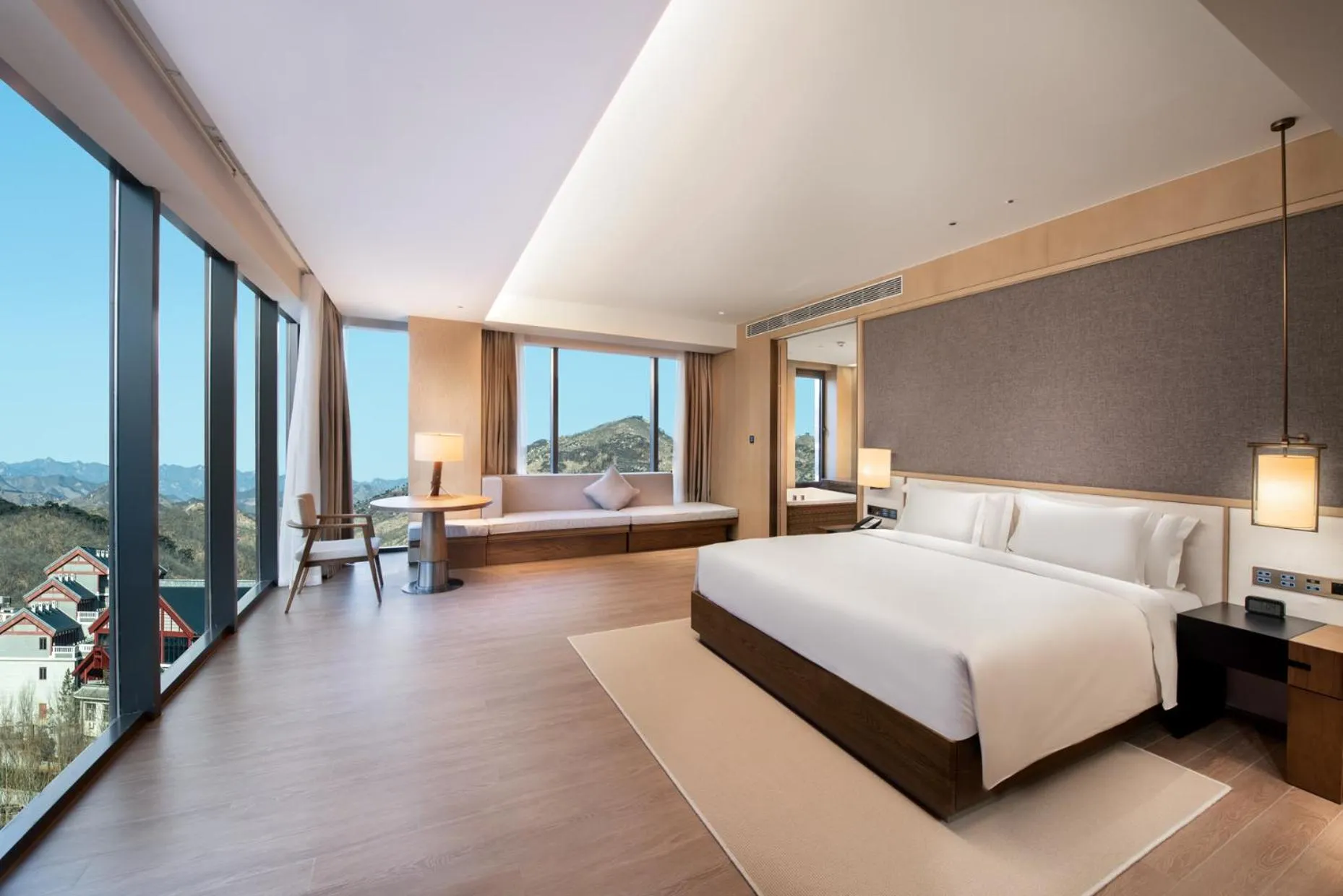 Photo of the whole room, Bed in Crowne Plaza Zunhua Hot Spring Town by IHG