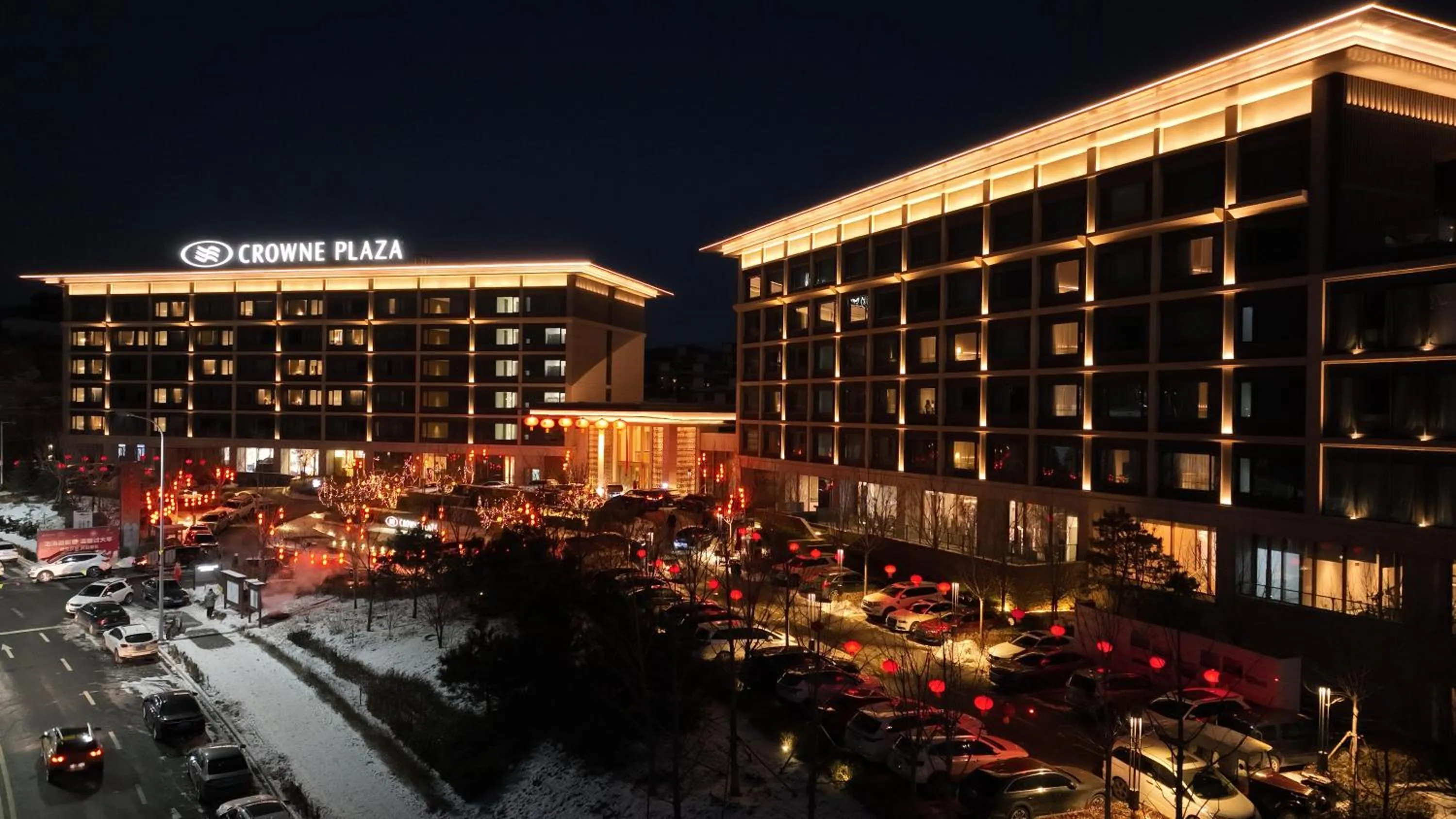 Property building in Crowne Plaza Zunhua Hot Spring Town by IHG