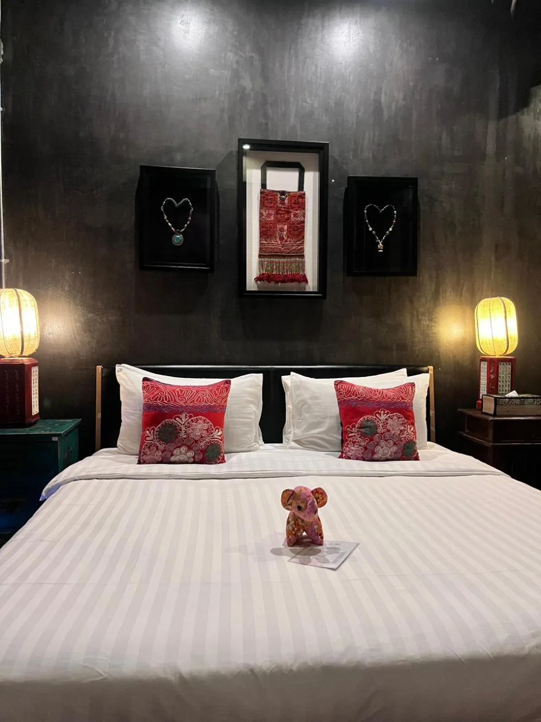 Bedroom, Bed in Villa Thapae