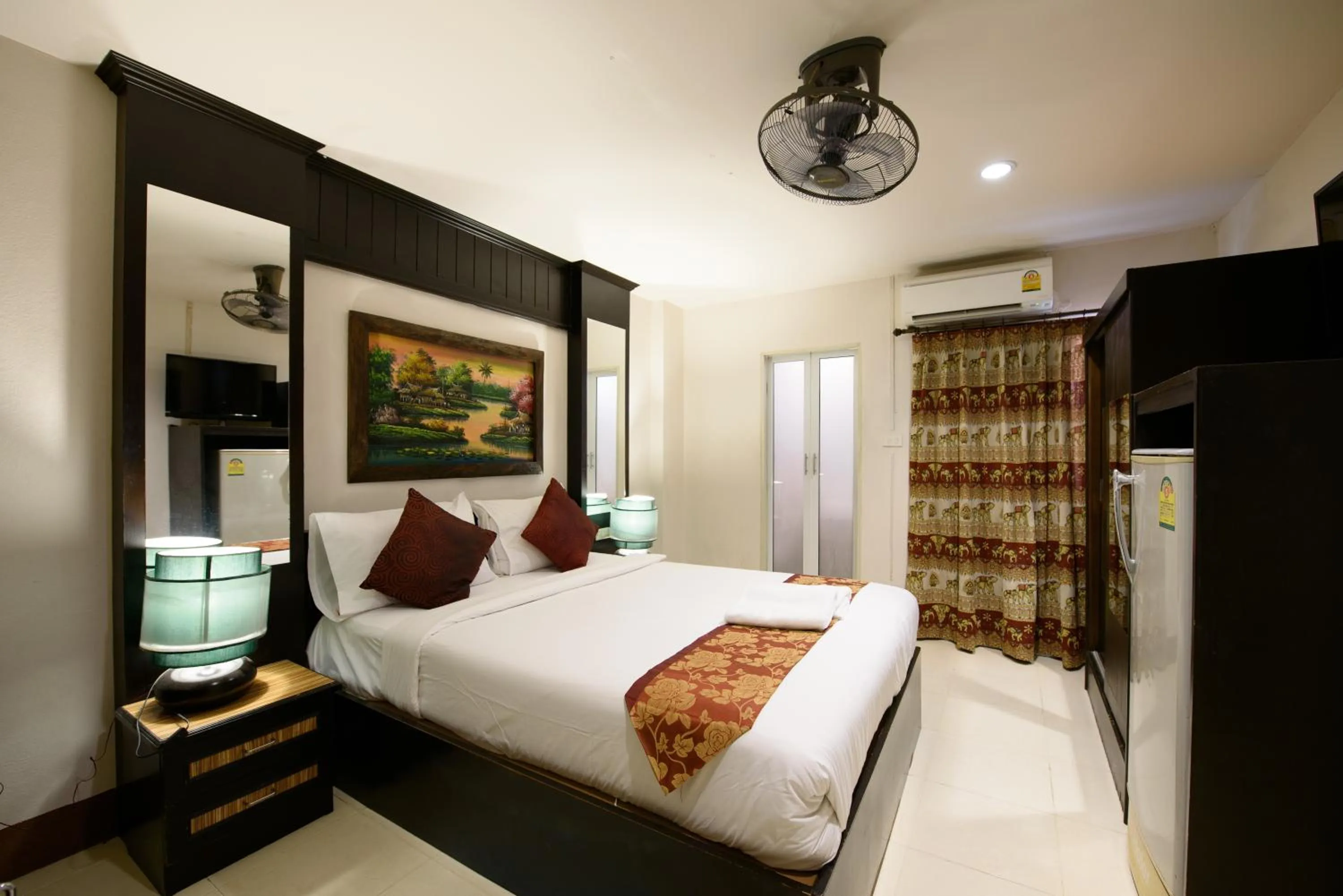 Bed in Chanaplace Lanna