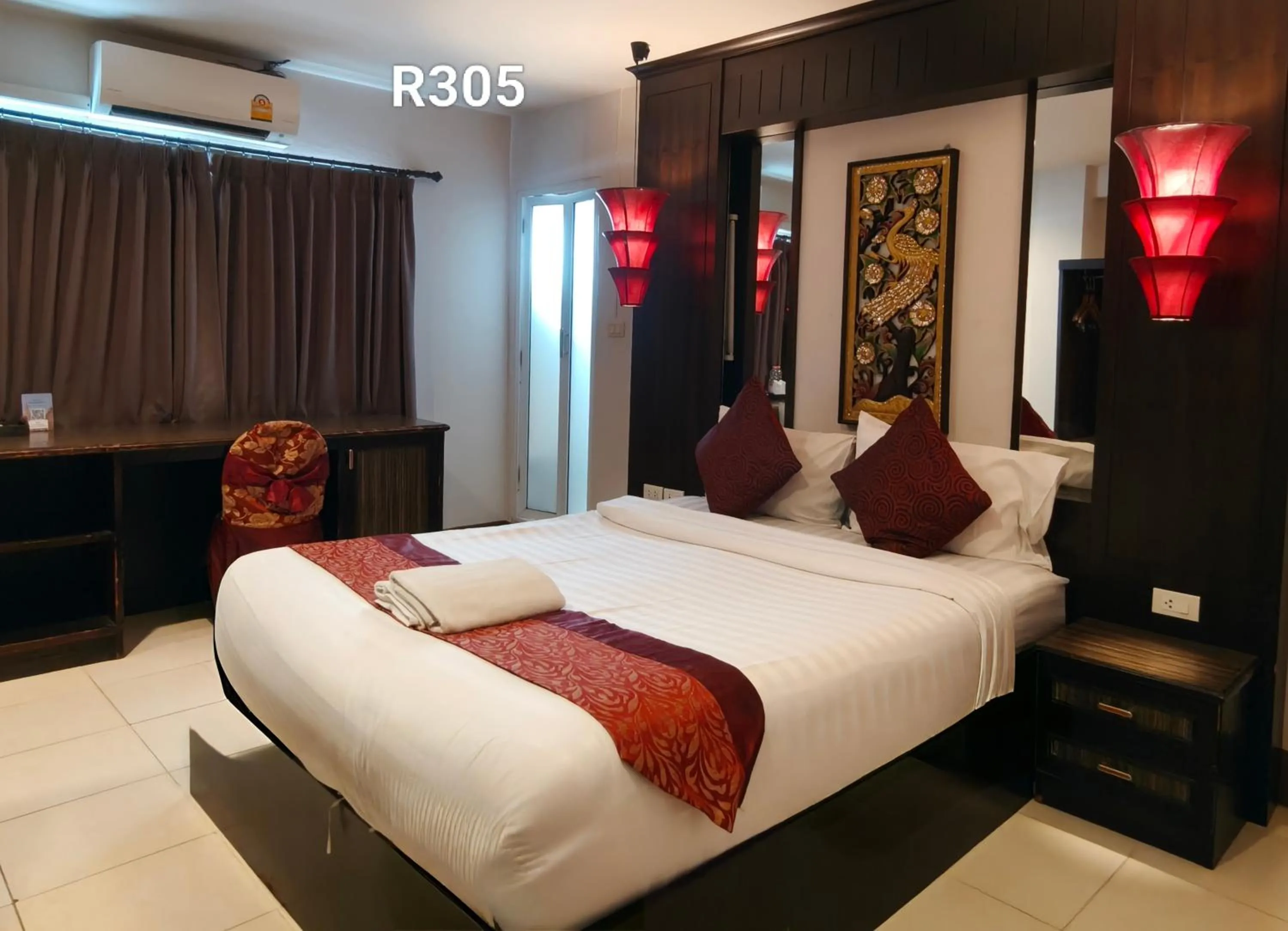 Bed in Chanaplace Lanna