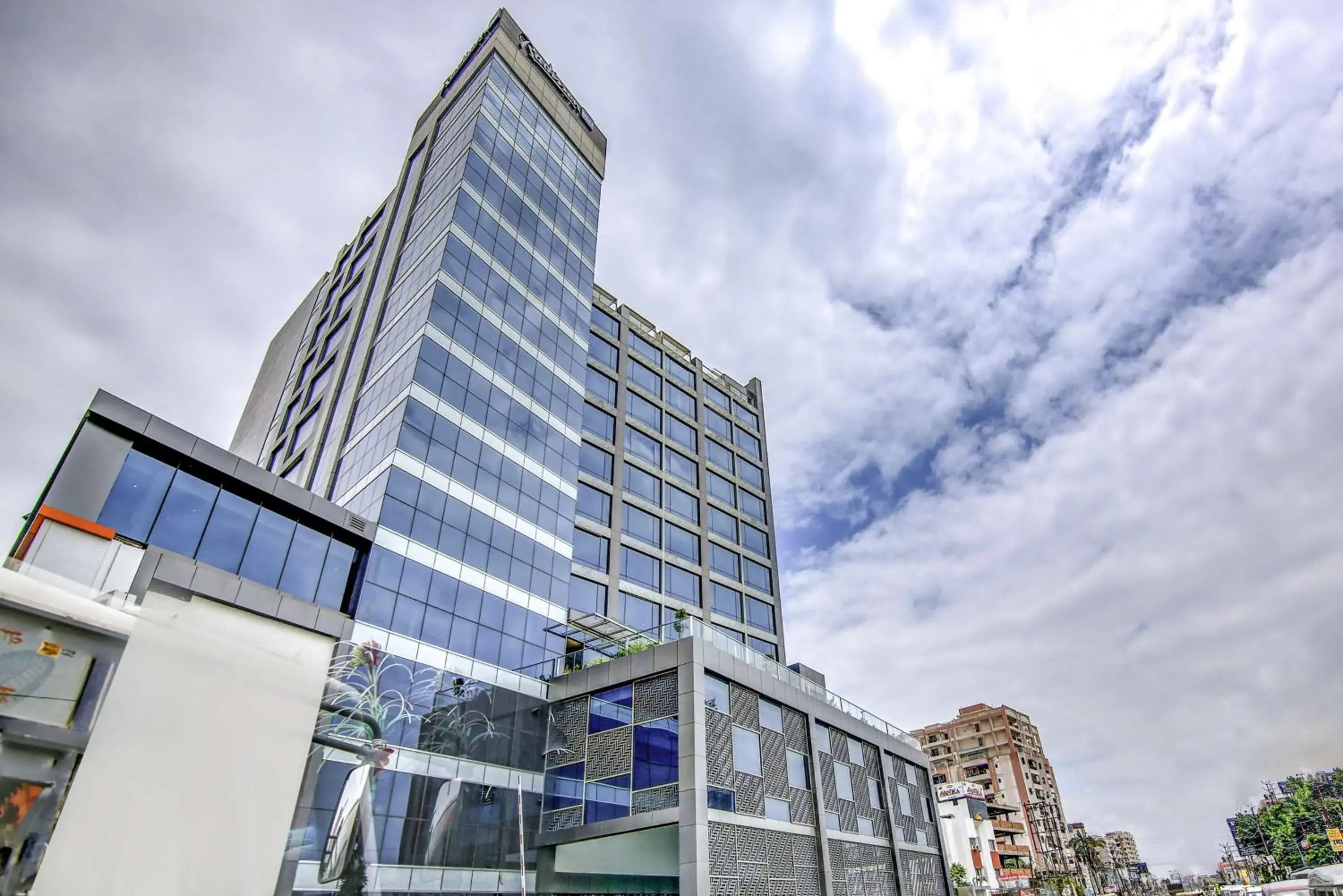 Property building in Radisson Blu Gorakhpur Property building in Radisson Blu Gorakhpur