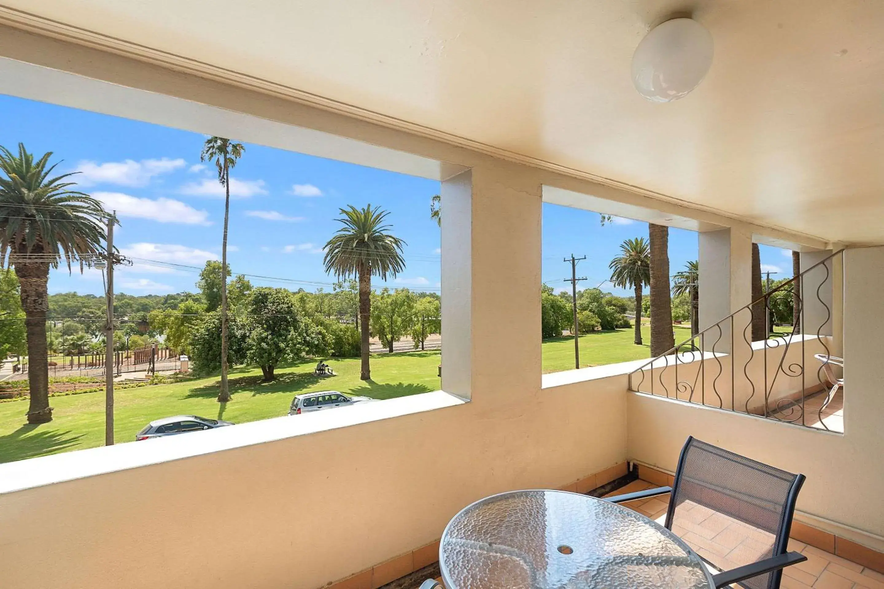 Bedroom in Quality Hotel Mildura Grand Bedroom in Quality Hotel Mildura Grand