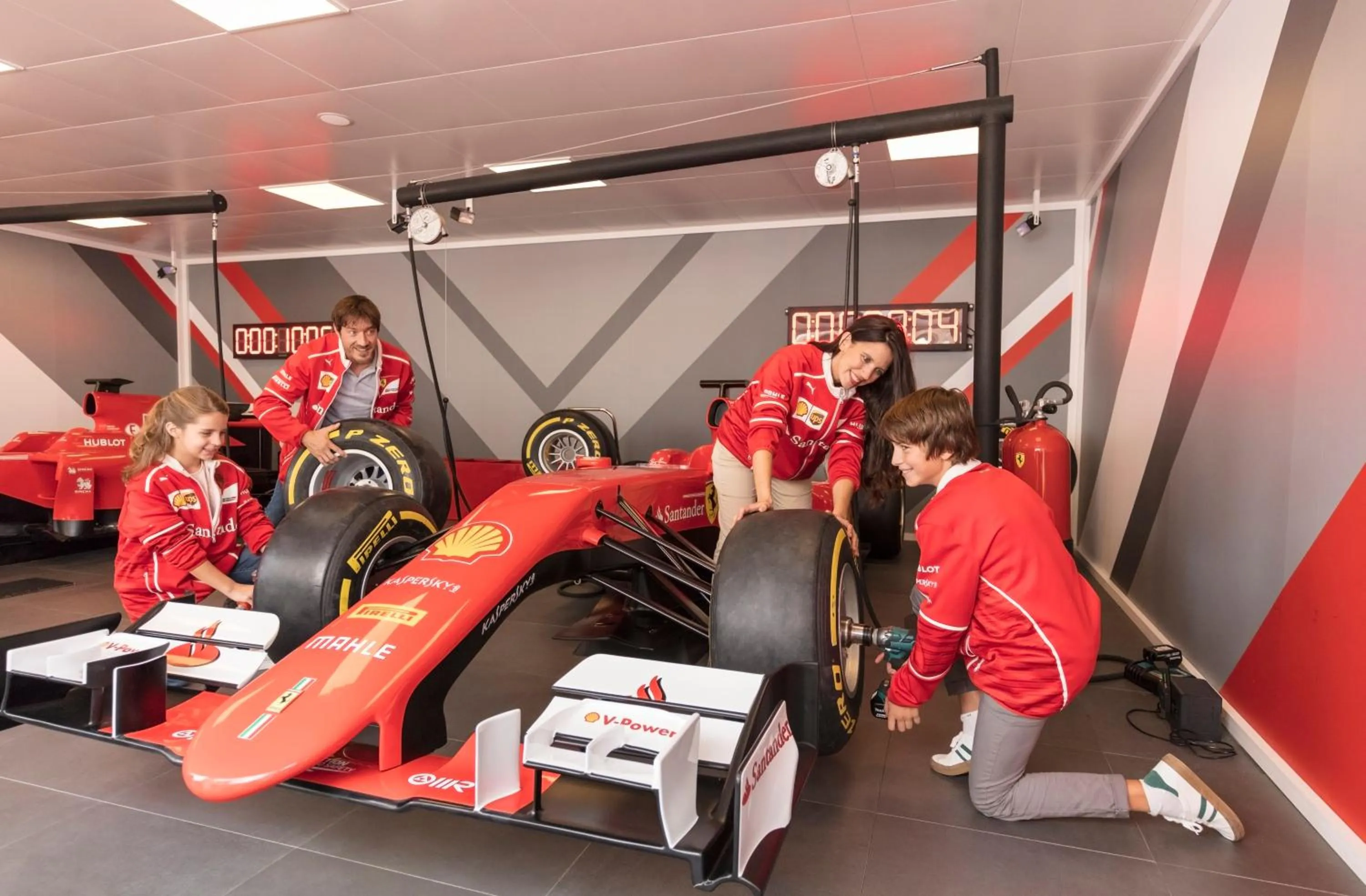 Activities in PortAventura Hotel Colorado Creek - Includes unlimited access to PortAventura Park & 1 access to Ferrari Land