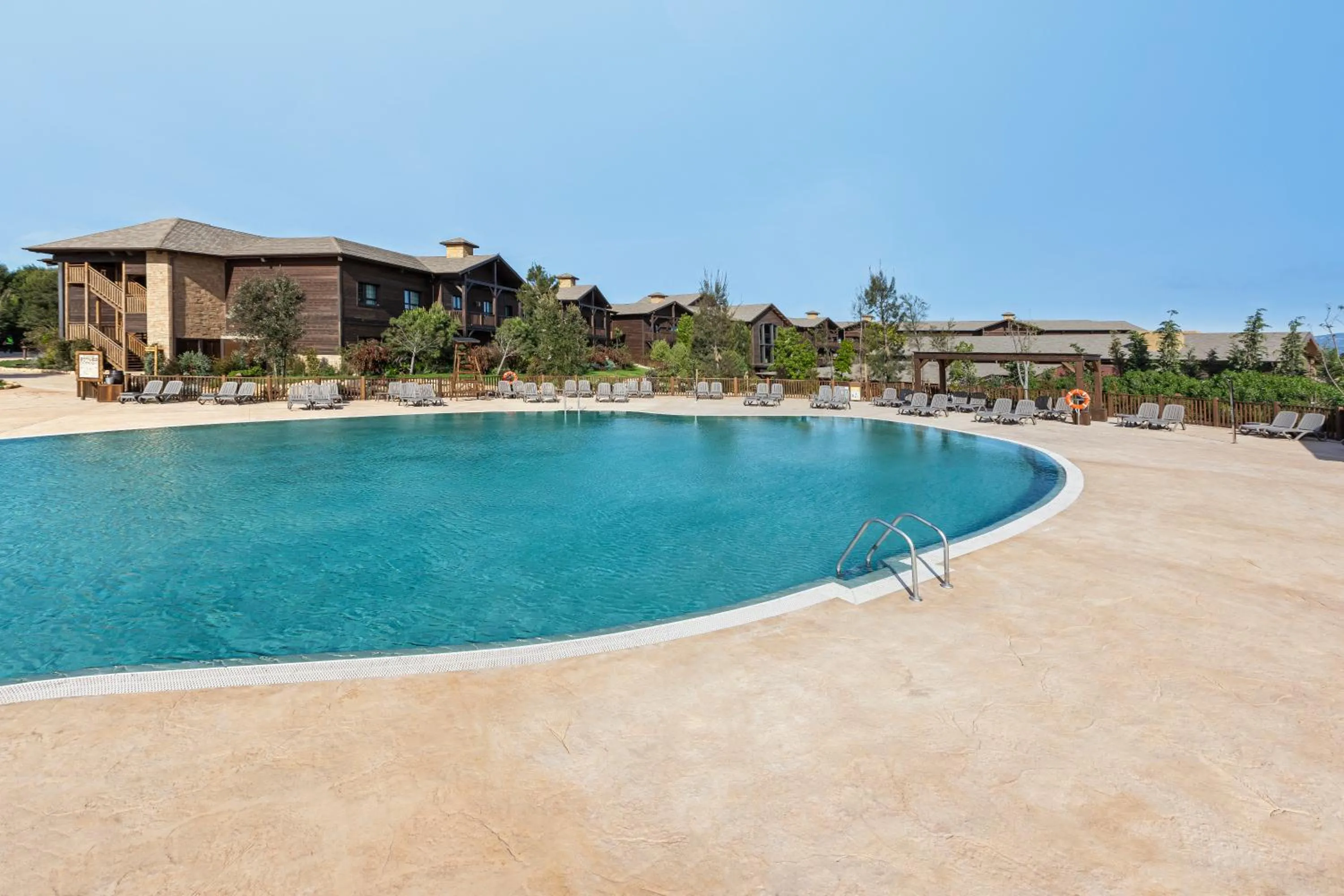 Swimming pool in PortAventura Hotel Colorado Creek - Includes unlimited access to PortAventura Park & 1 access to Ferrari Land