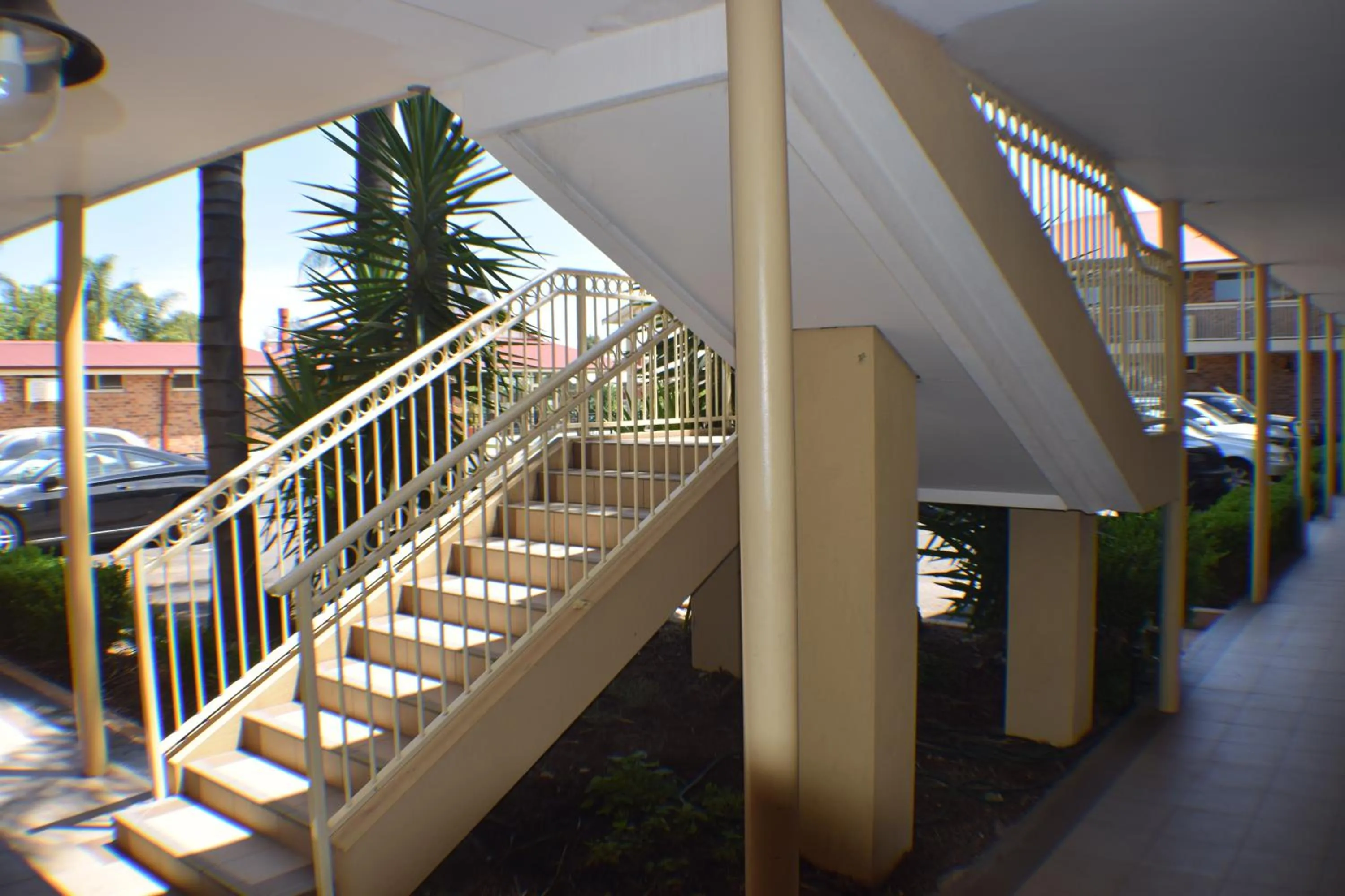 Property building in The Oxley Motel Dubbo