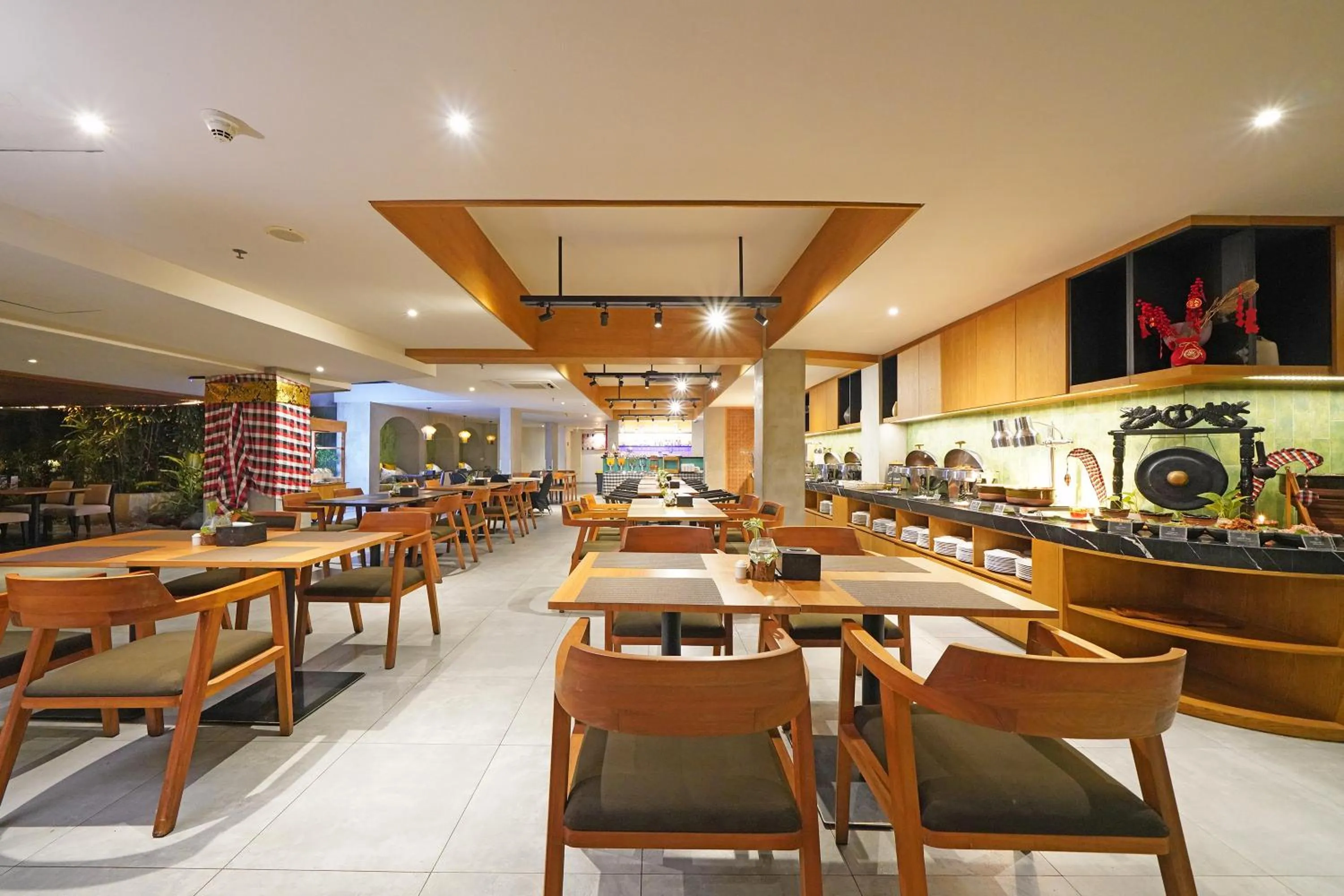 Restaurant/places to eat in Episode Kuta Bali