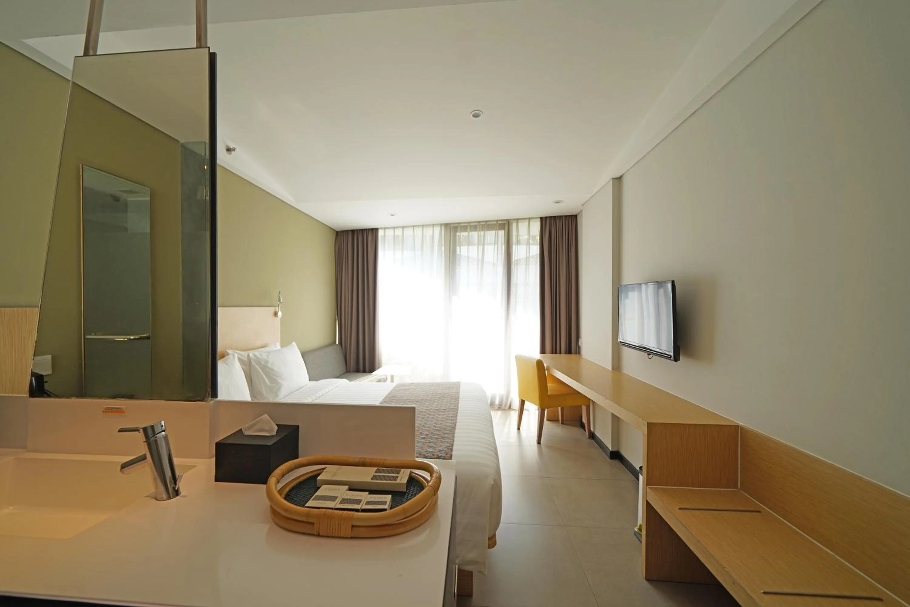 Premiere Pool View King in Episode Kuta Bali