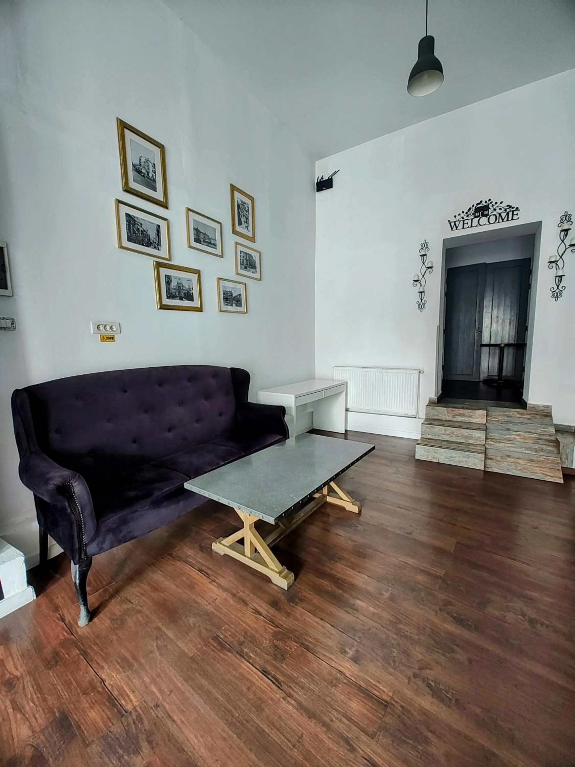 Living room in Antique Hostel