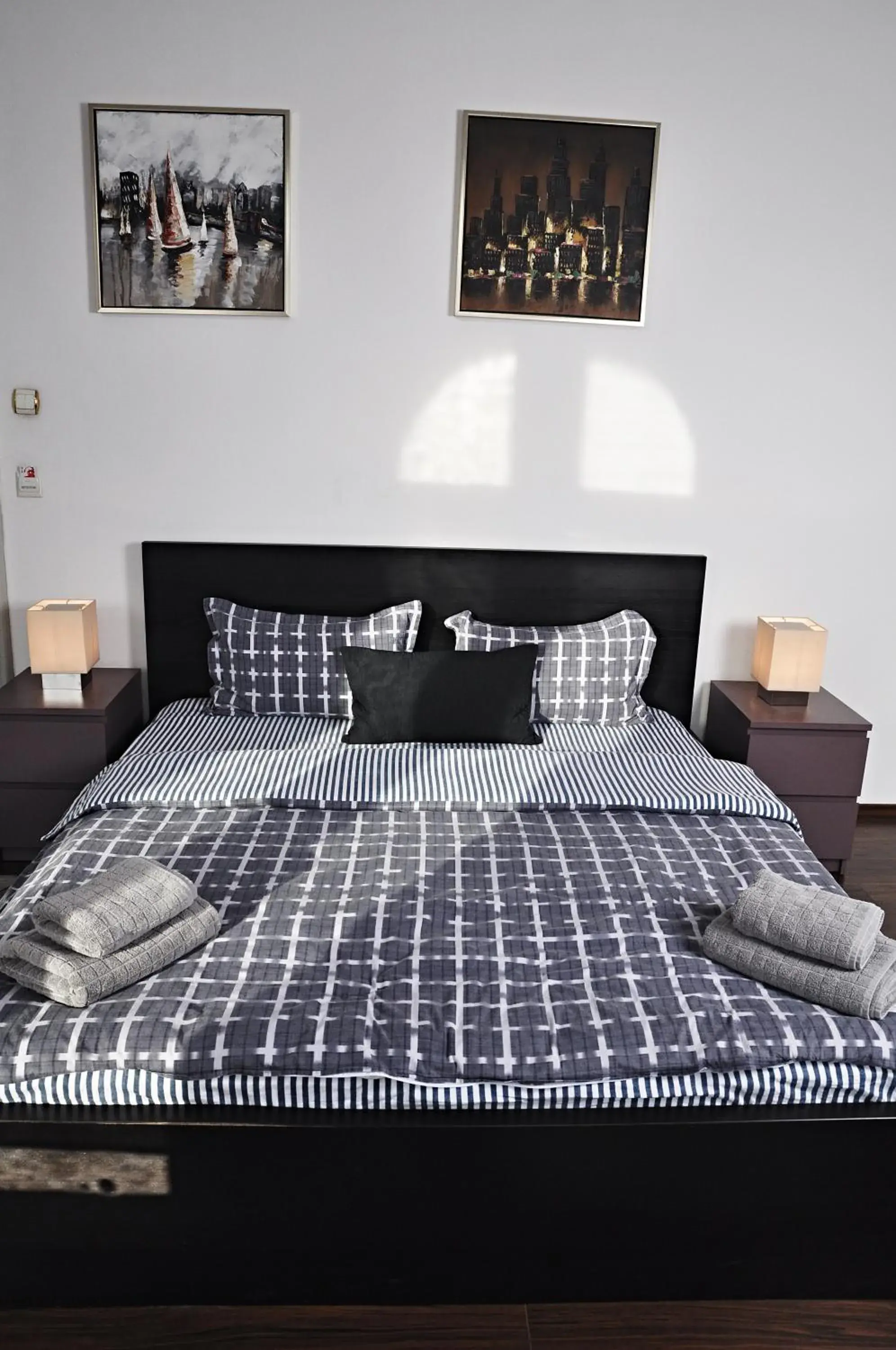 Double with Balcony and Shared Bathroom in Antique Hostel Double with Balcony and Shared Bathroom in Antique Hostel