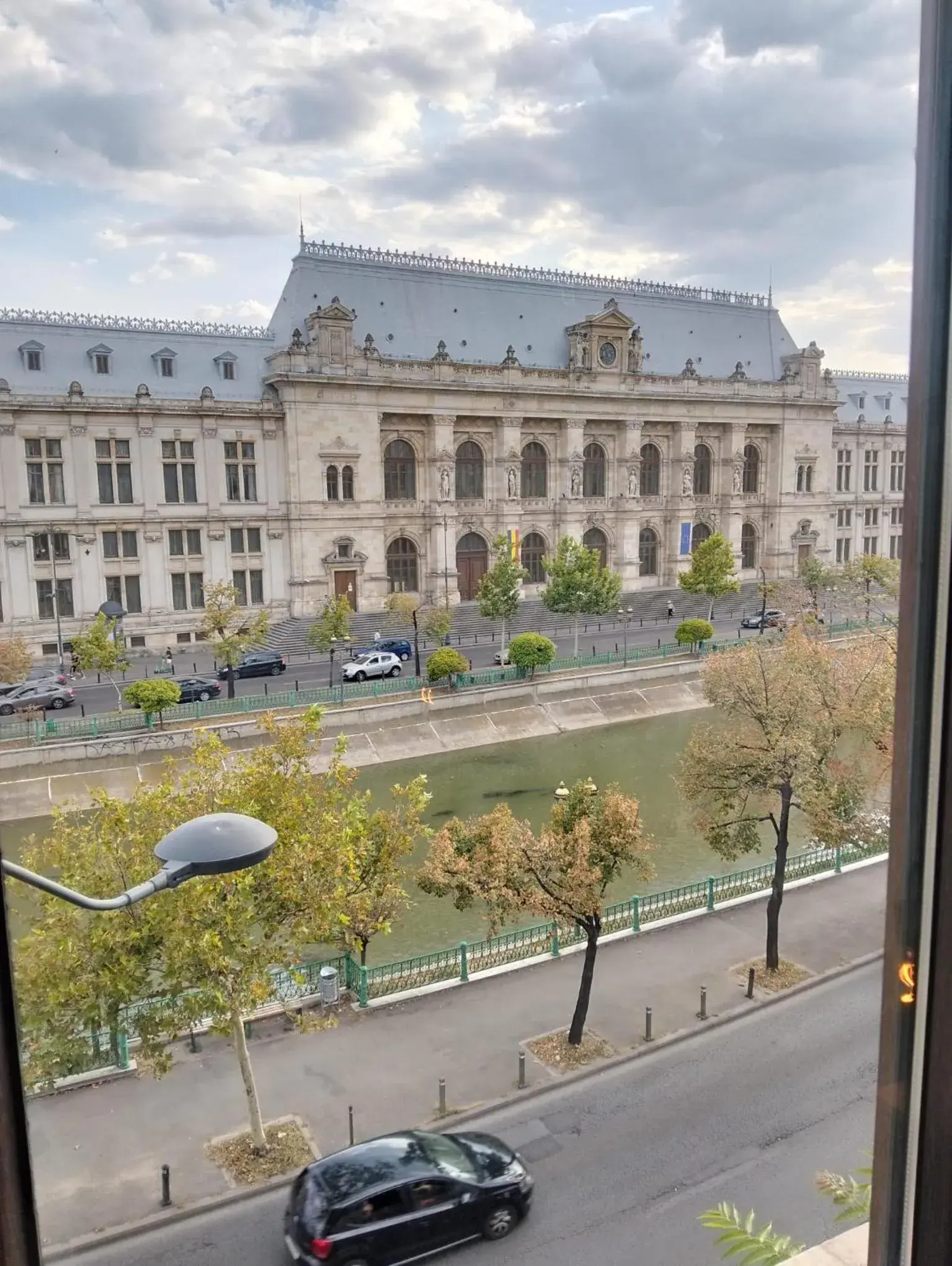 Bed in 4-Bed Dormitory Room in Antique Hostel Bed in 4-Bed Dormitory Room in Antique Hostel