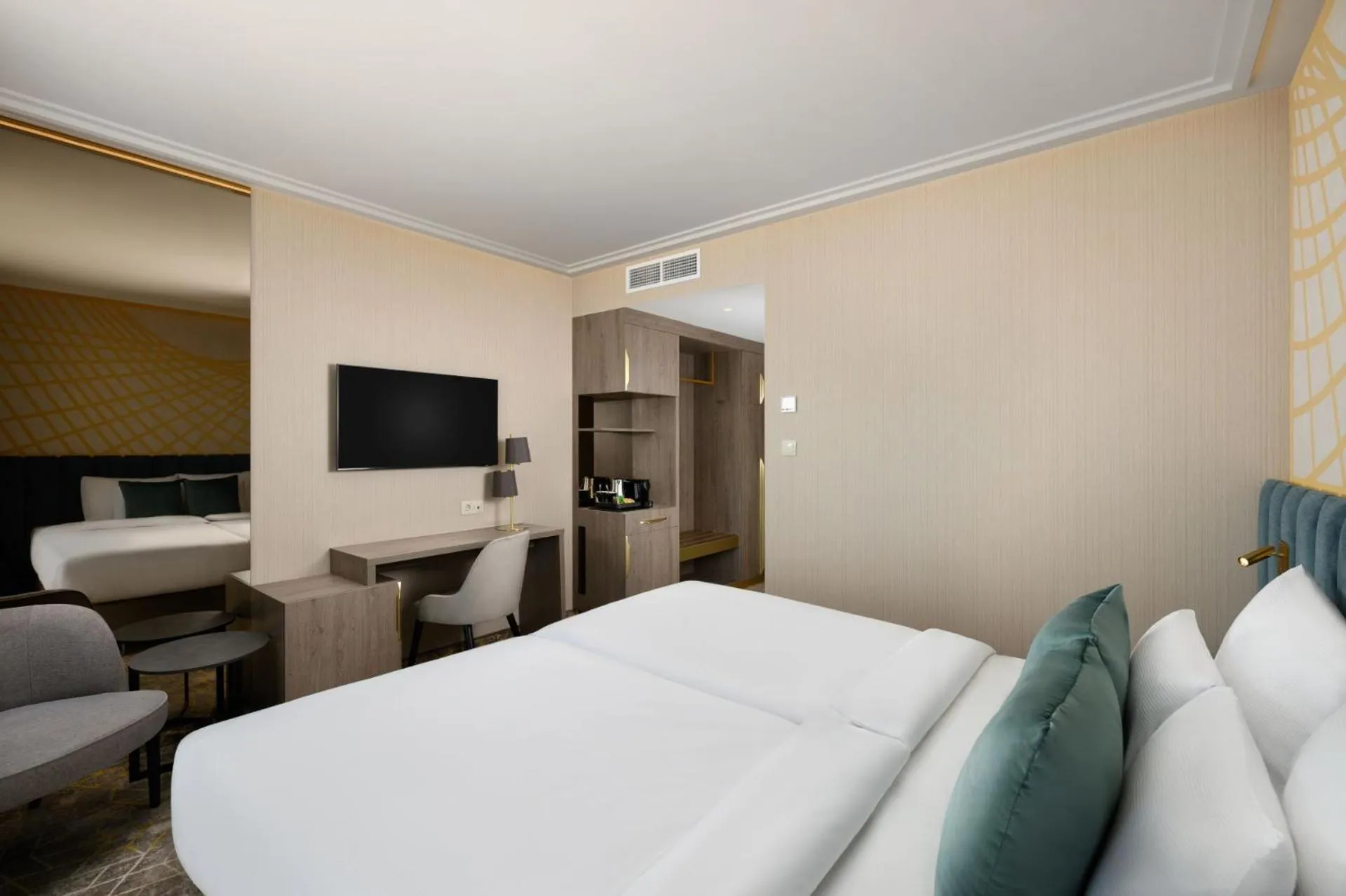 Bedroom, Bed in Kenese Bay Garden Resort & Conference