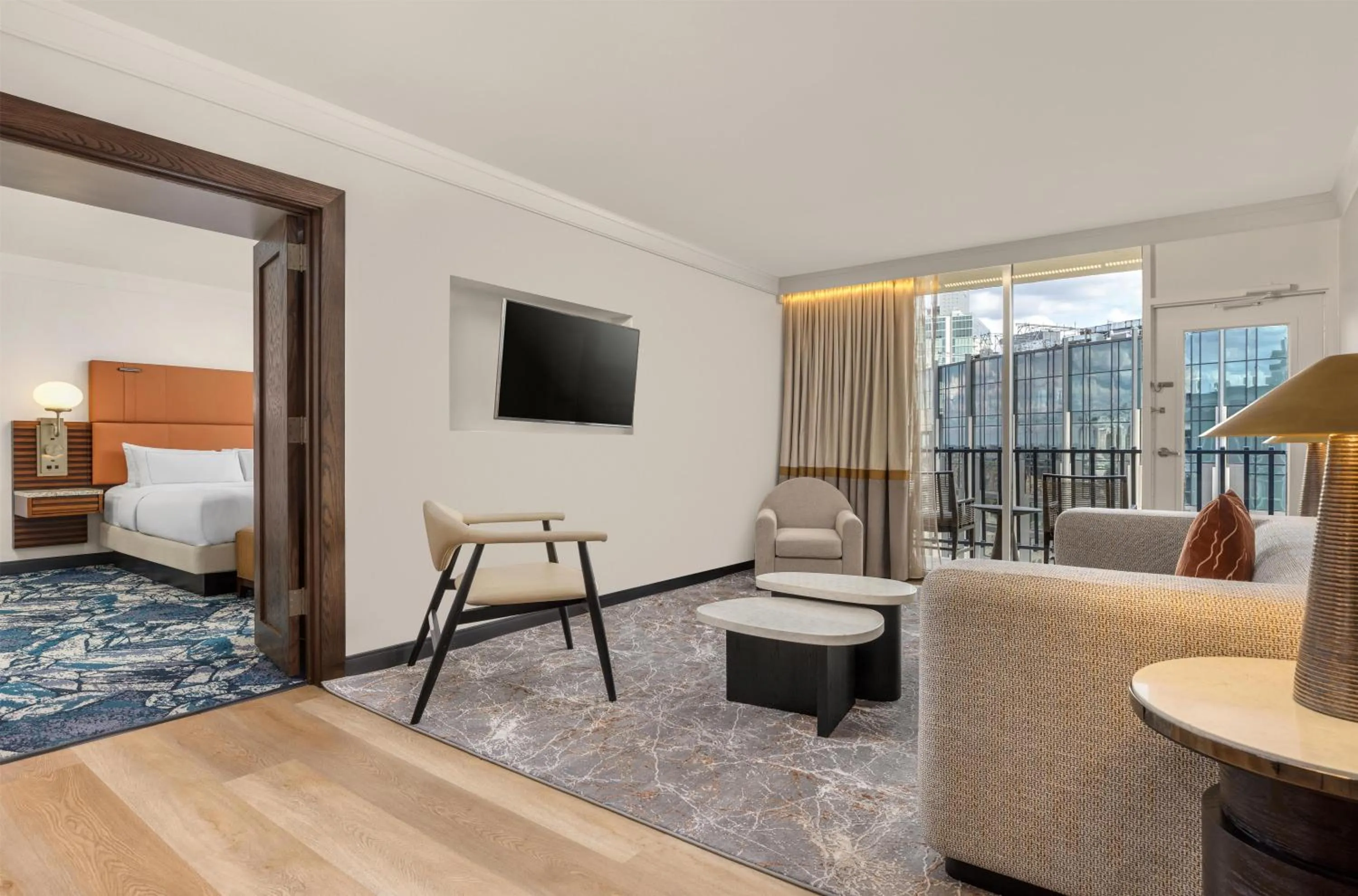 Living room, Bed in Hilton Palacio del Rio